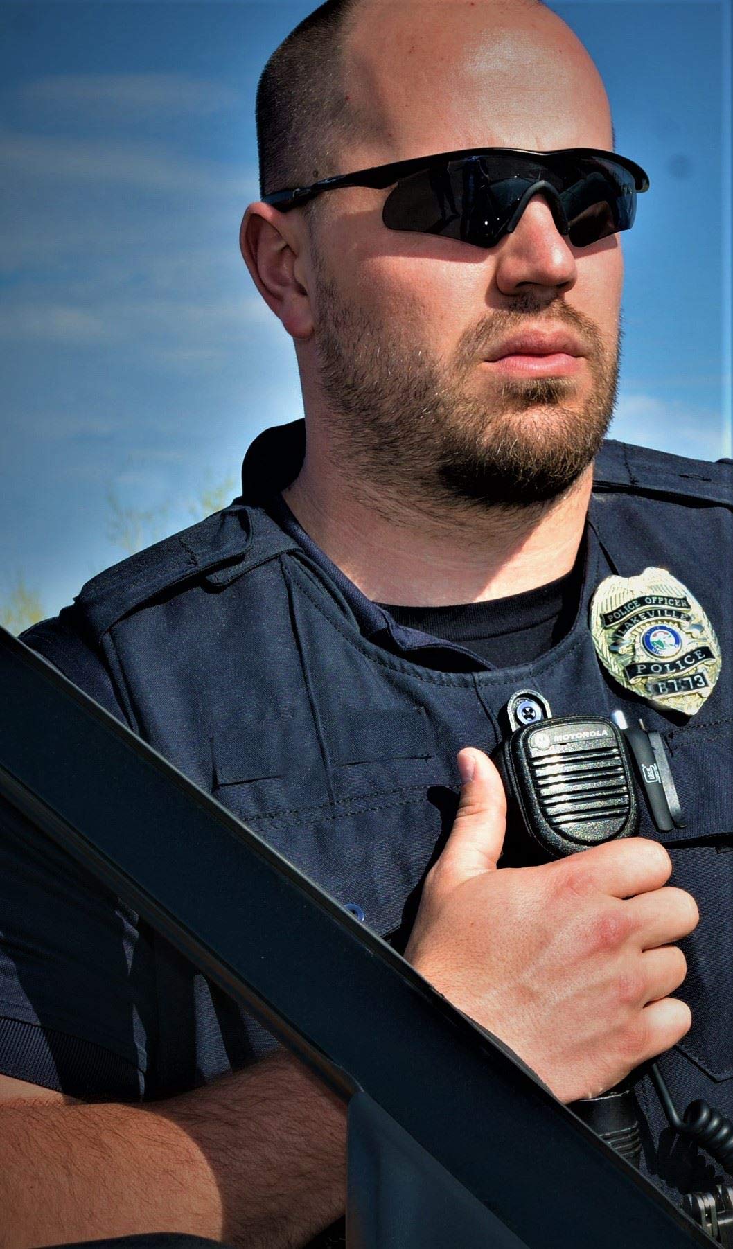 Tactical Police Mic Clip - Portable Radio Microphone Holder for Uniforms & Bulletproof Vests | Durable Black | Perfect for Law Enforcement, Security & Outdoor Adventures