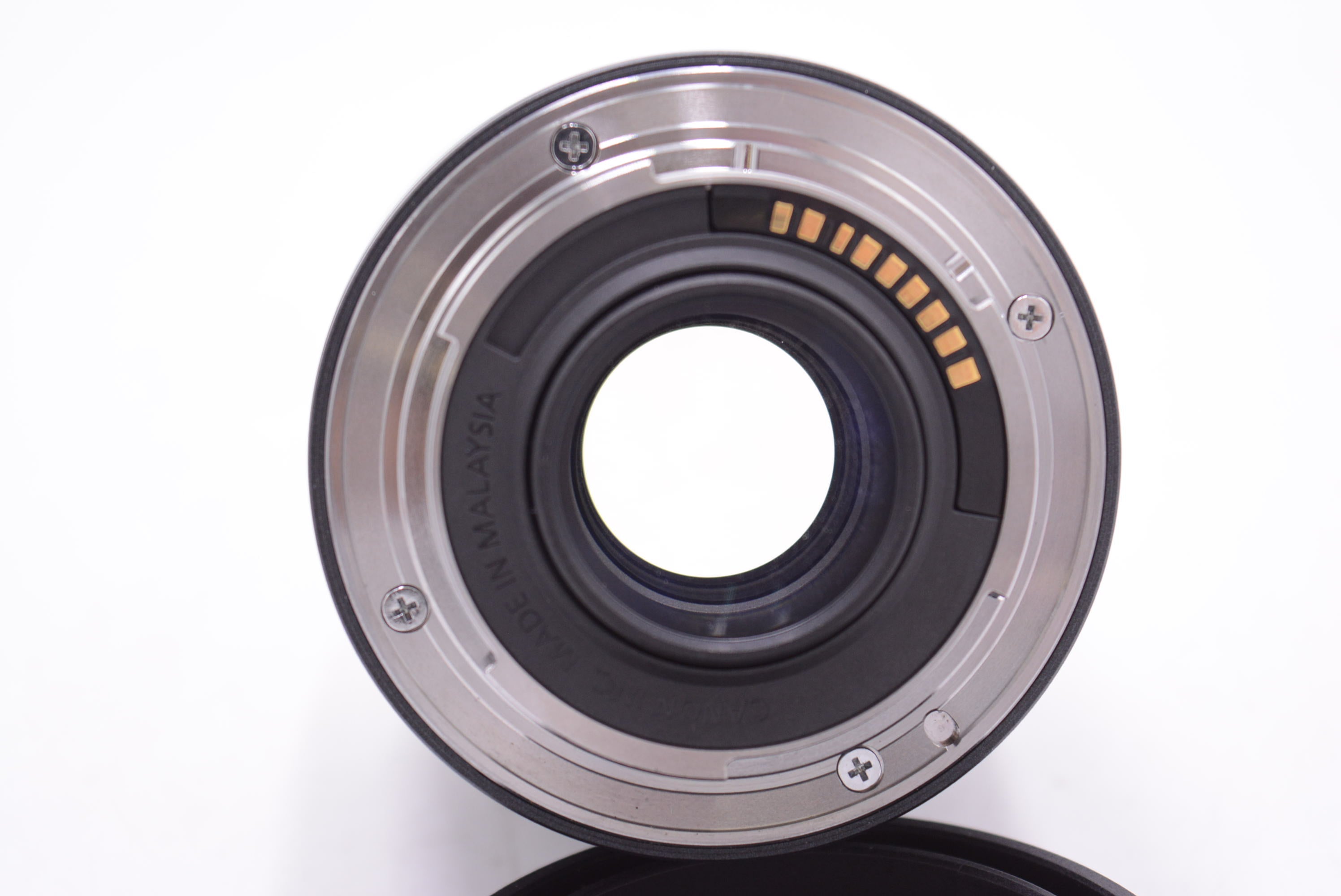 Canon EF-M 32mm f/1.4 STM Lens for EOS M Series Cameras - Fast Prime Lens for Portraits & Low Light Photography (Used)