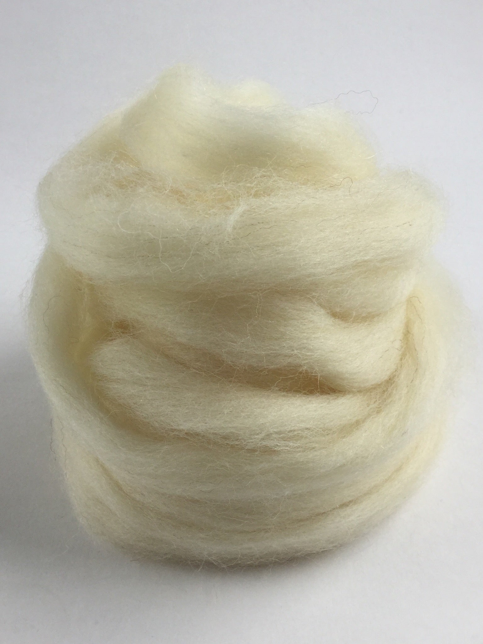 Premium 1 oz Wool Roving for Needle Felting, Spinning & Fiber Arts - Soft Natural Wool for DIY Crafts, Knitting & Handmade Projects