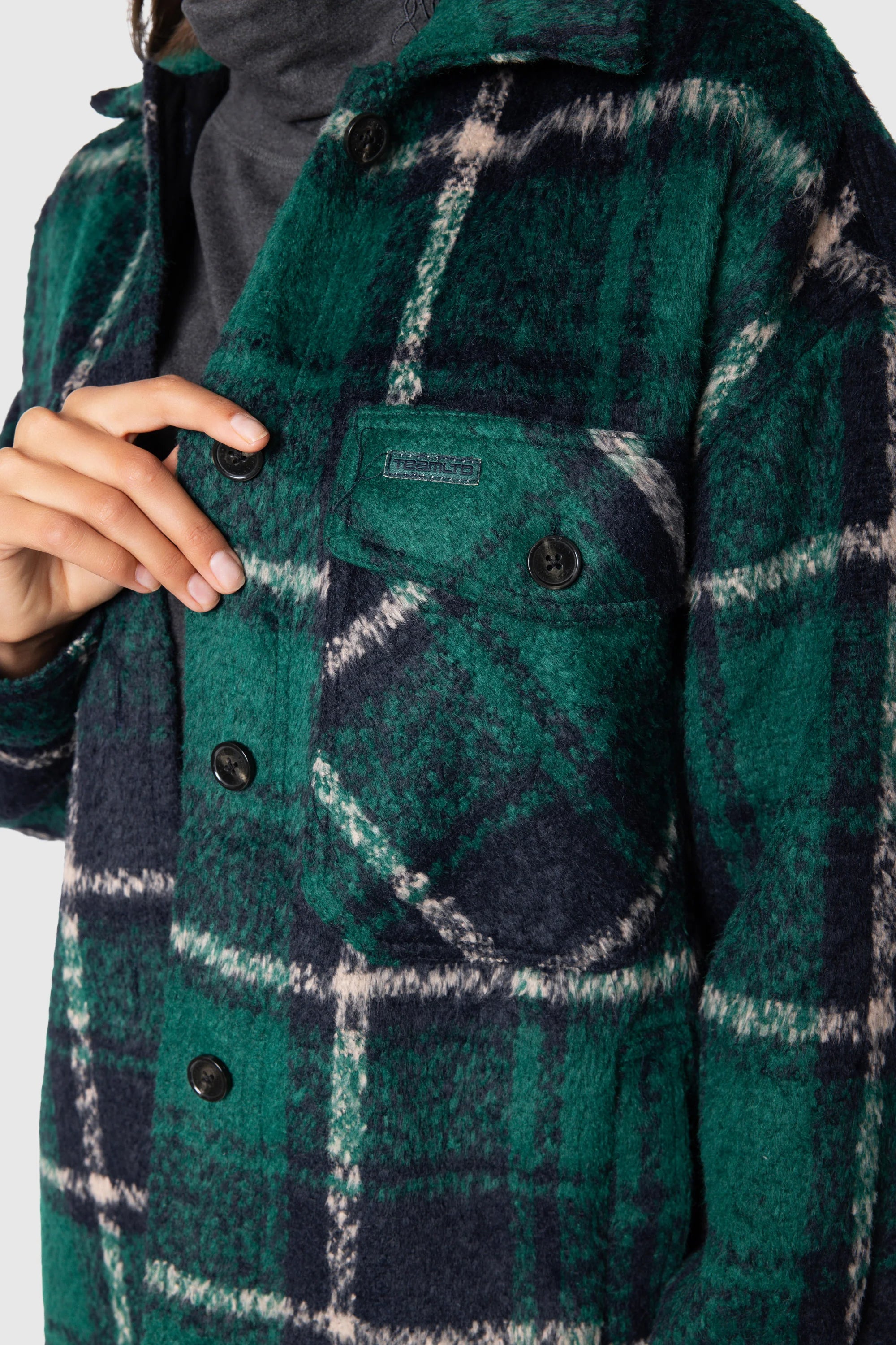Stylish Long Shacket Coat for Women - Trendy Oversized Button-Up Jacket for Fall & Winter | Perfect for Layering, Casual Outfits & Outdoor Adventures
