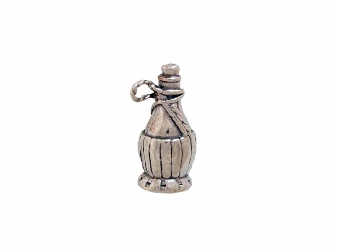 Sterling Silver Chianti Wine Bottle Charm - Elegant Wine Jewelry Pendant for Jewelry Making, Gift for Wine Lovers (Perfect for Wine Tasting Parties, DIY Crafts & Special Occasions)
