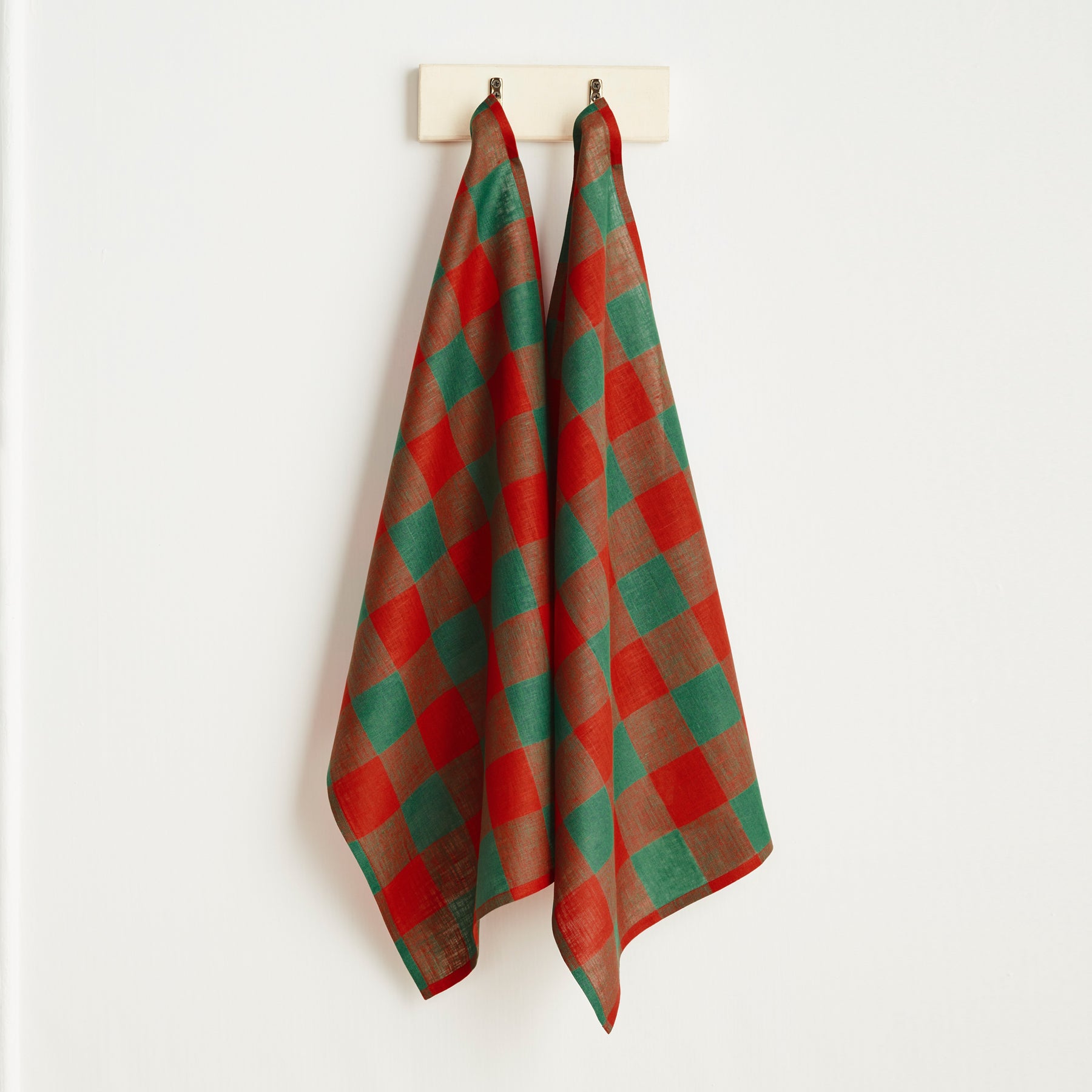 Buffalo Check Cotton Kitchen Towels Set of 2 - Absorbent & Durable Dish Cloths for Drying Dishes, Cleaning Countertops & Kitchen Decor - Red & Black Plaid Design