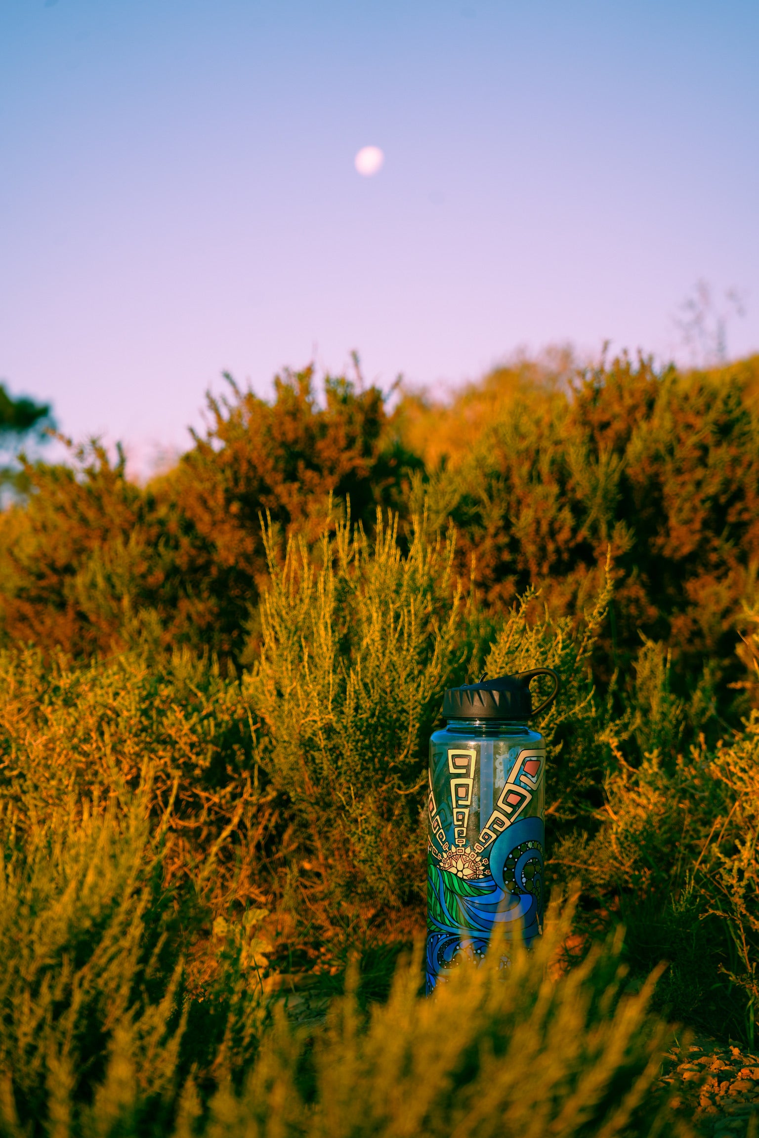 Nalgene OG Inland Ocean Coalition Water Bottle | 32oz & 48oz BPA-Free Tritan Plastic | Reusable for Hiking, Camping, Gym & Outdoor Activities