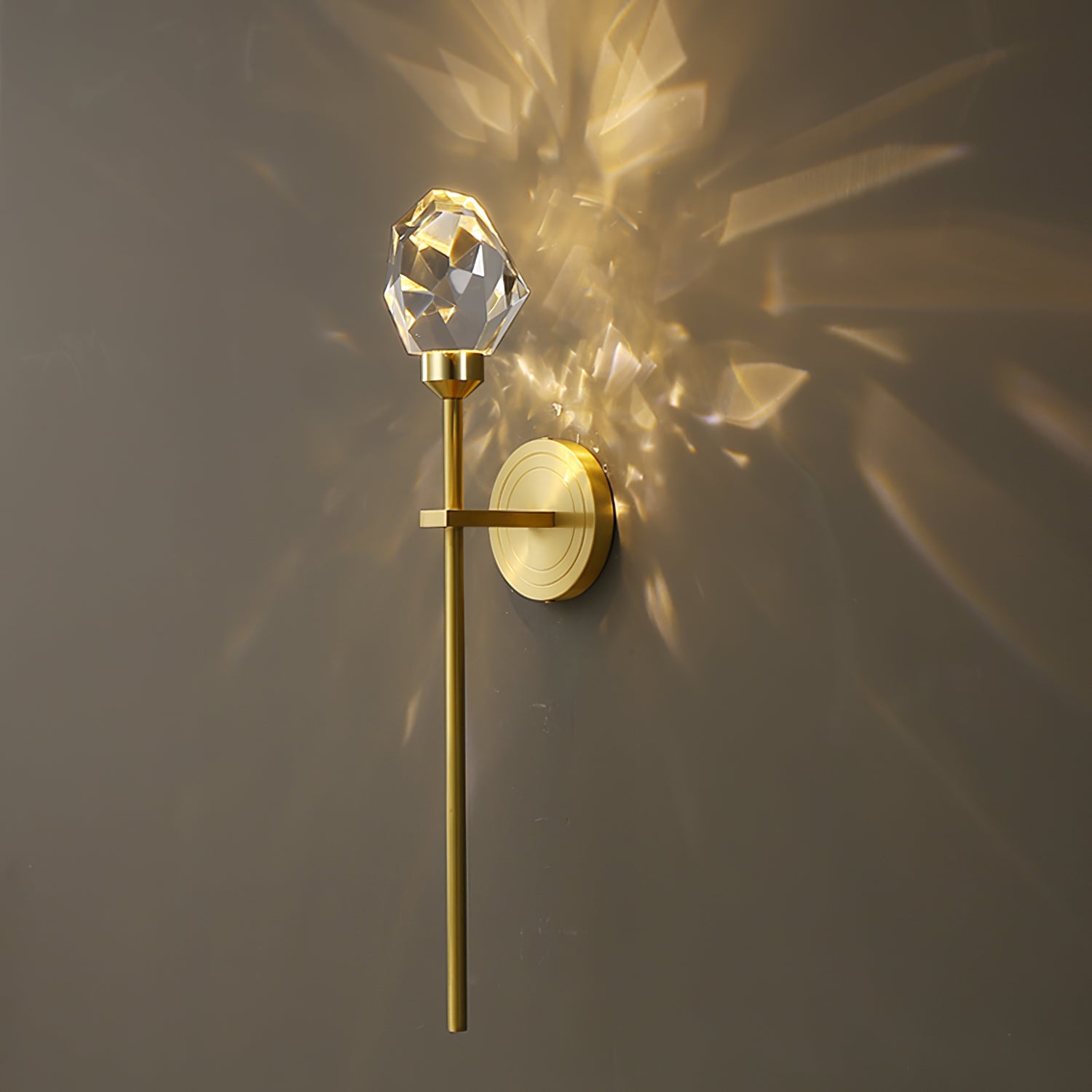 Stylish Donovan Wall Lamp - Modern LED Sconce Lighting for Bedroom, Living Room & Hallway - Energy Efficient Home Decor