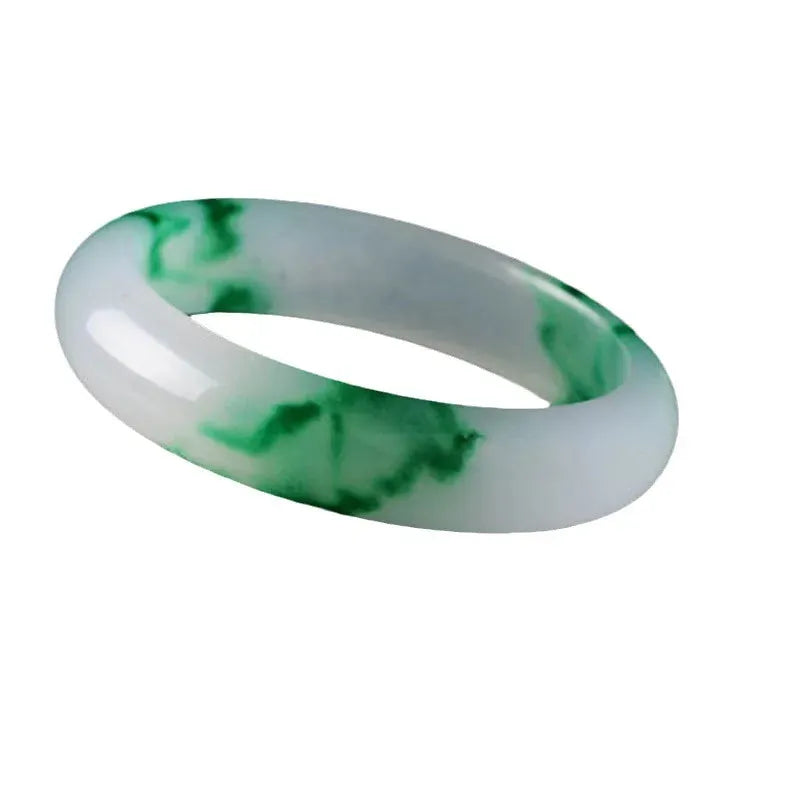 Emerald Green Quartz Rock Floating Flower Bracelet for Women - Elegant Jade Stone Fashion Jewelry - Perfect for Boho Chic, Casual Wear & Special Occasions