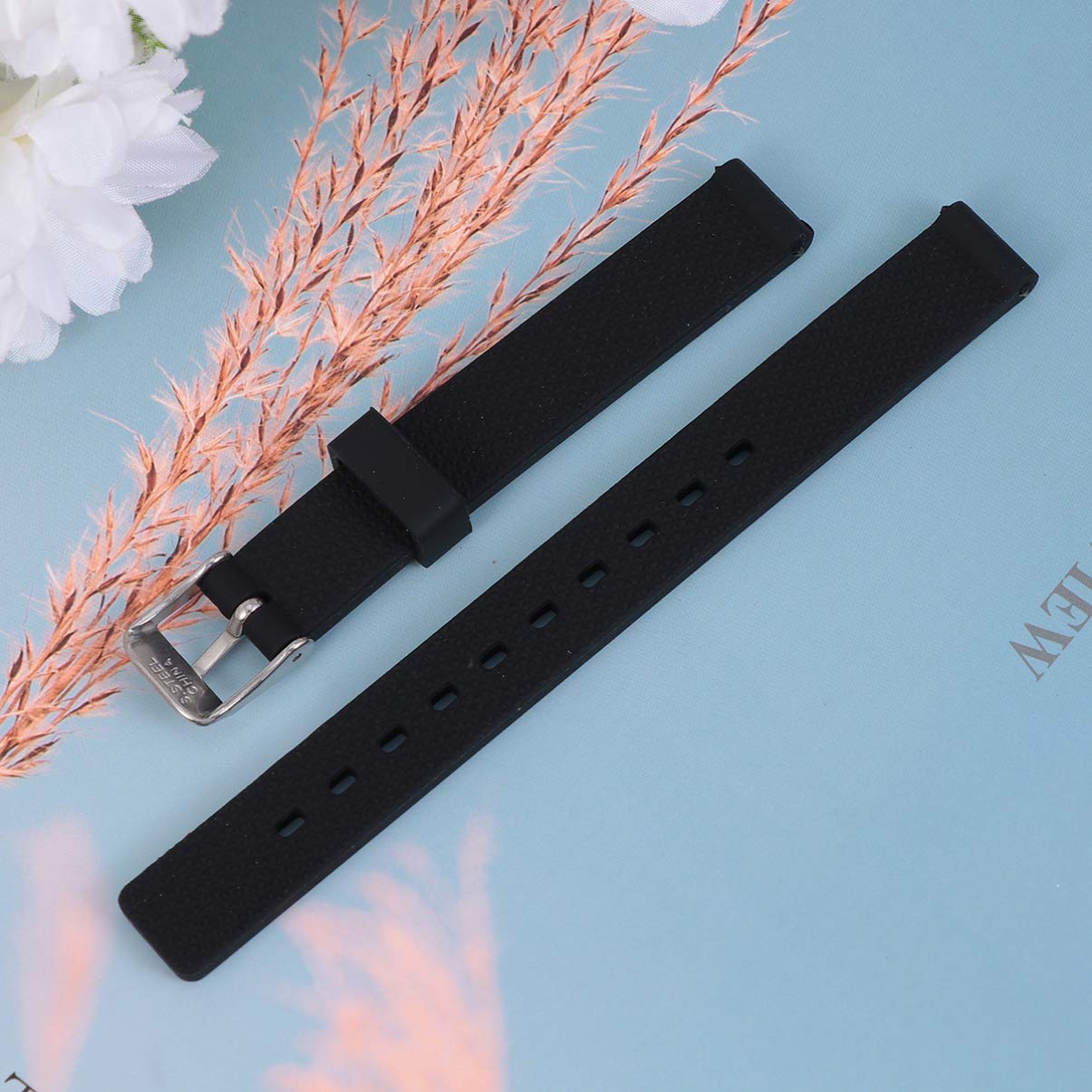 Premium Silicone Watch Band Replacement - Durable & Comfortable Strap for Smartwatches & Fitness Trackers - Perfect for Running, Swimming & Everyday Wear