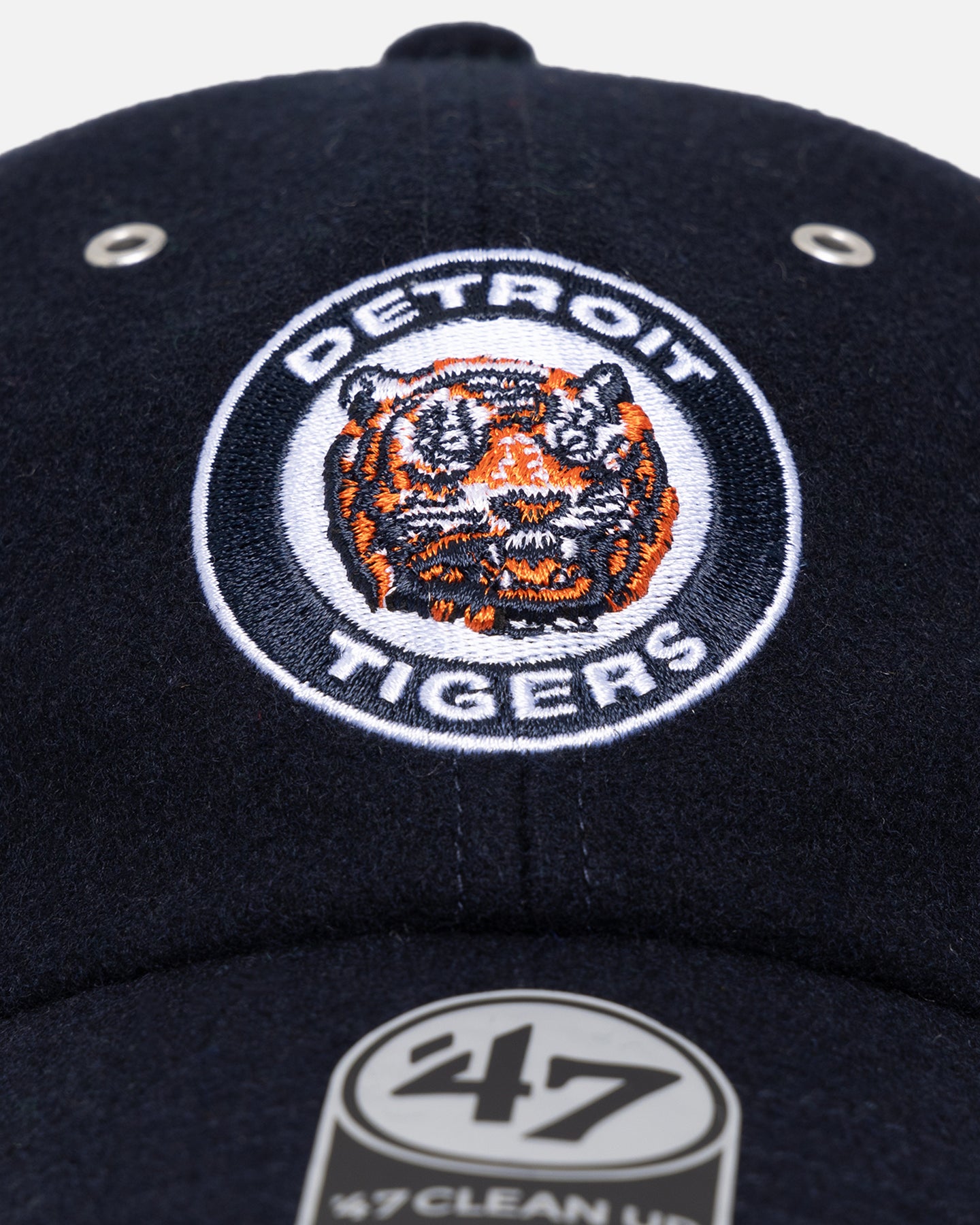 47 Brand Detroit Tigers 'Wooly Clean Up' Strapback Adjustable Baseball Cap - Navy Blue Snapback Hat for Men & Women - Perfect for Baseball Games, Streetwear & Casual Outfits