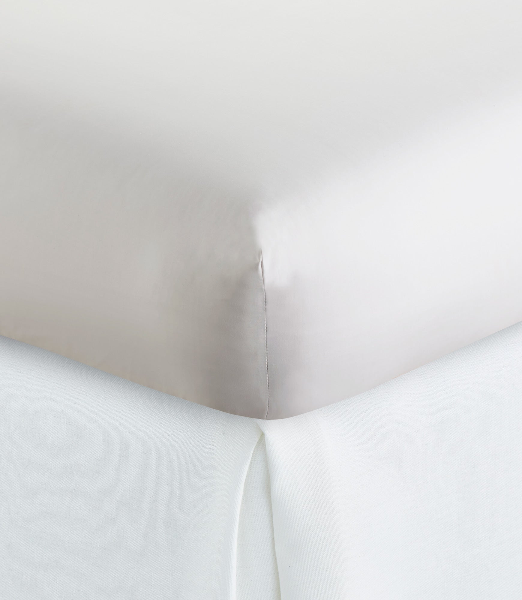 Premium 100% Egyptian Cotton Fitted Sheet - Soft & Breathable Bed Sheet Set for Queen Size Bed - Luxury Bedding for Comfortable Sleep & Hotel Style Bedroom Decor