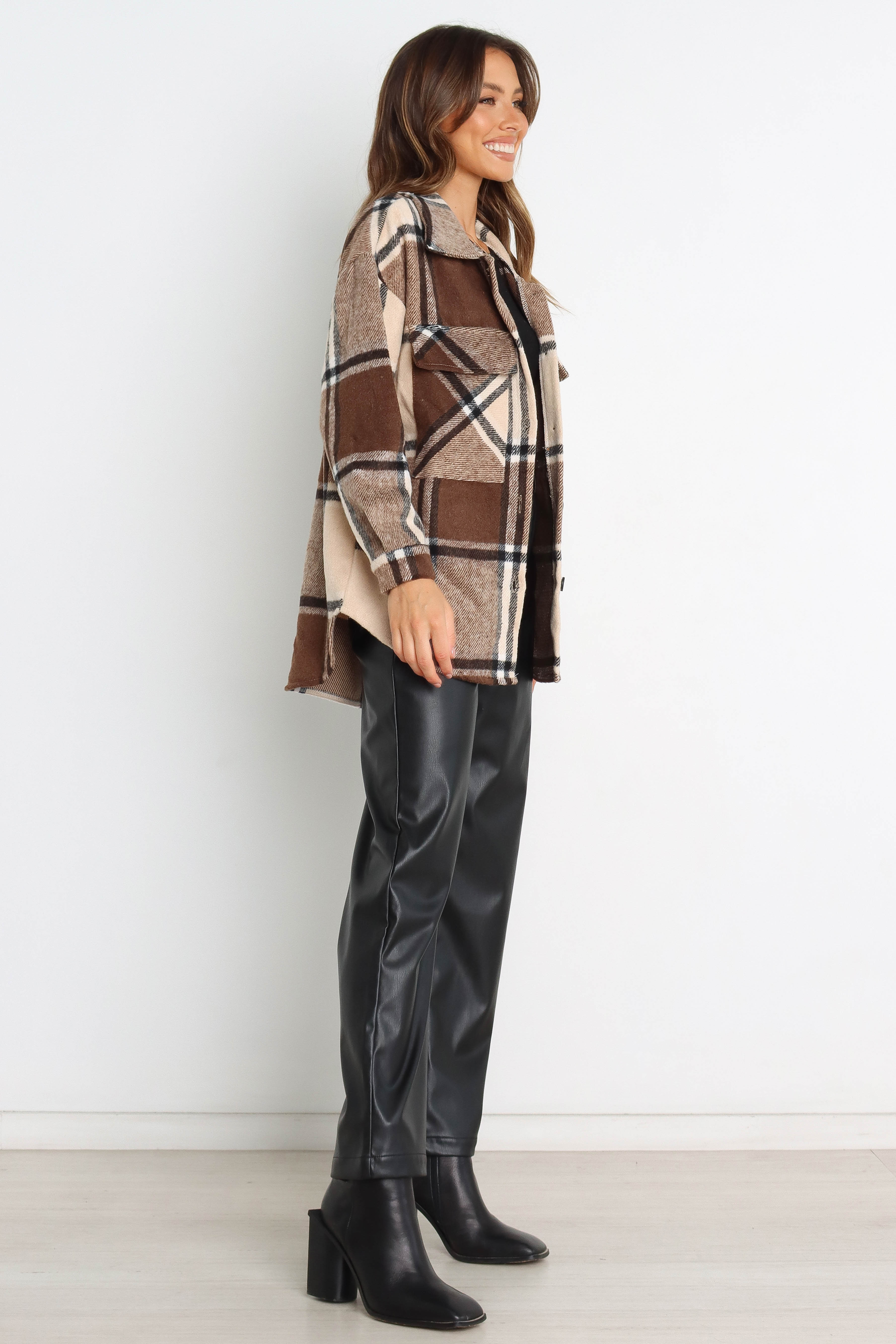 Bianca Jacket Women's Brown Faux Leather Moto Jacket - Stylish Outerwear for Fall & Winter Fashion | Perfect for Casual Outings, Date Nights & Office Wear