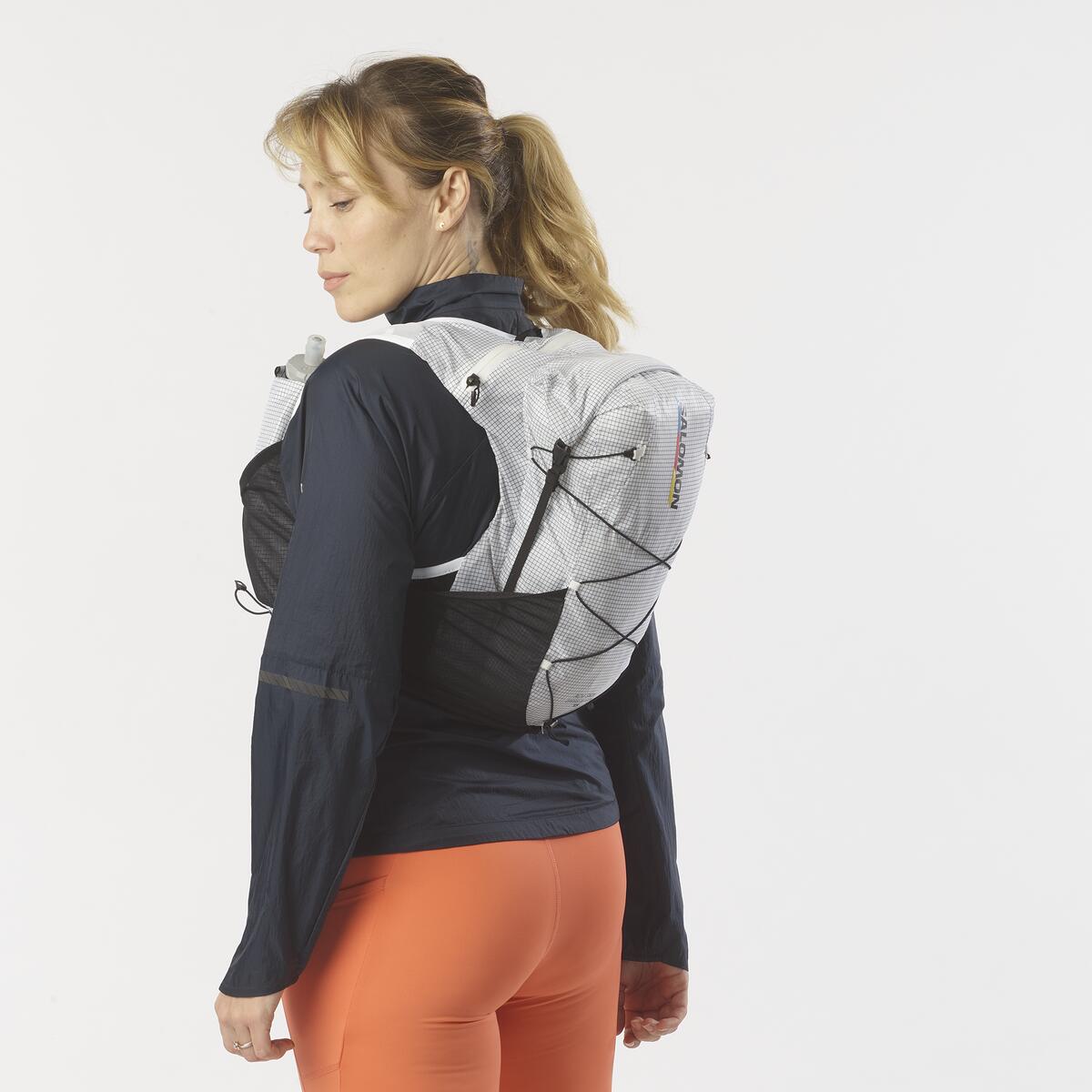 Adv Skin Cross Season 15 Unisex Running Vest - Lightweight Breathable Hydration Pack for Marathon Trail Runners - Perfect for Long Distance Training & Outdoor Adventures