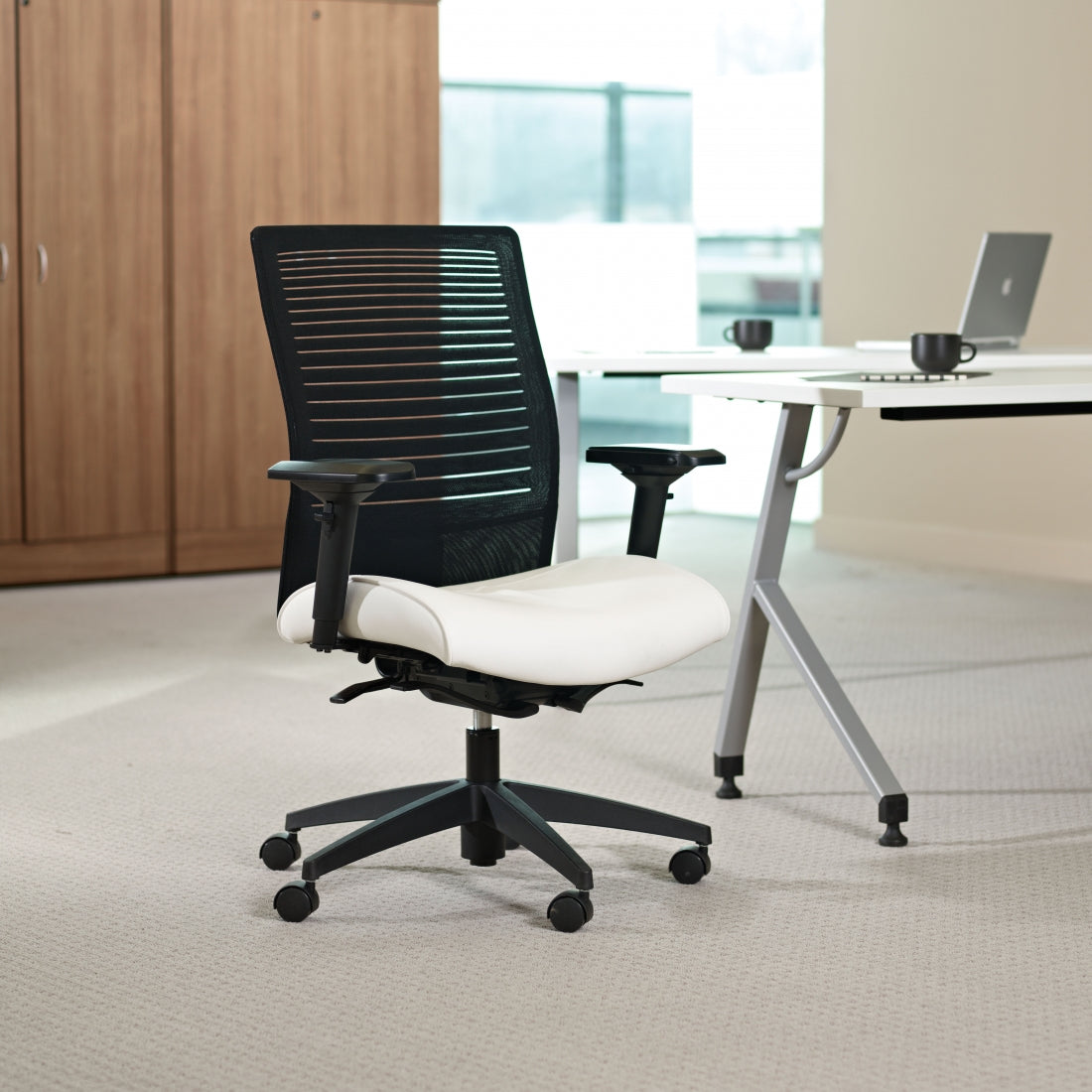 Global 13 - Premium Quality Product for International Shoppers | Perfect for Home, Office & Travel Use