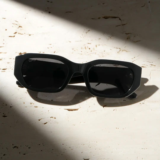Wear Me Pro Polarized Sunglasses for Men & Women - UV Protection, Fashionable Aviator Style - Perfect for Driving, Beach, and Outdoor Activities