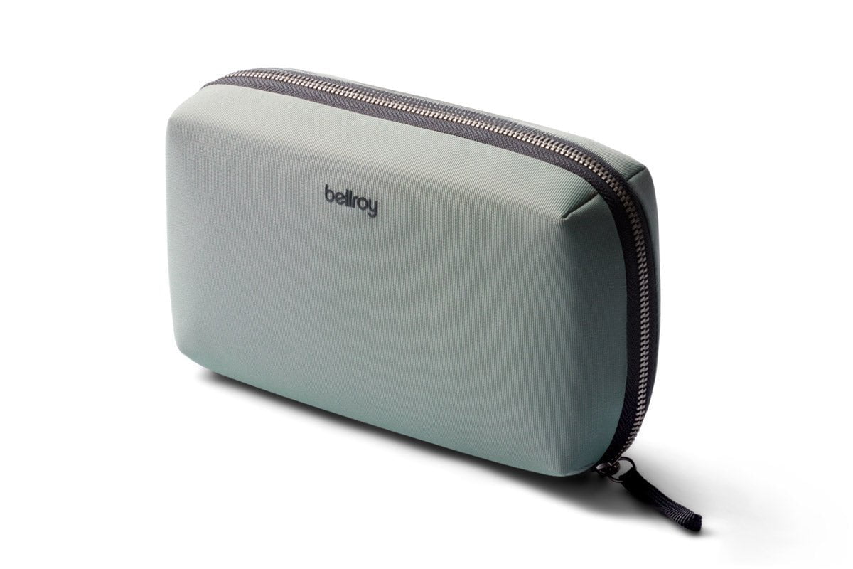 Bellroy Tech Kit - Premium Travel Organizer for Cables, Chargers & Accessories | Perfect for Business Trips, Commuting & Daily Use