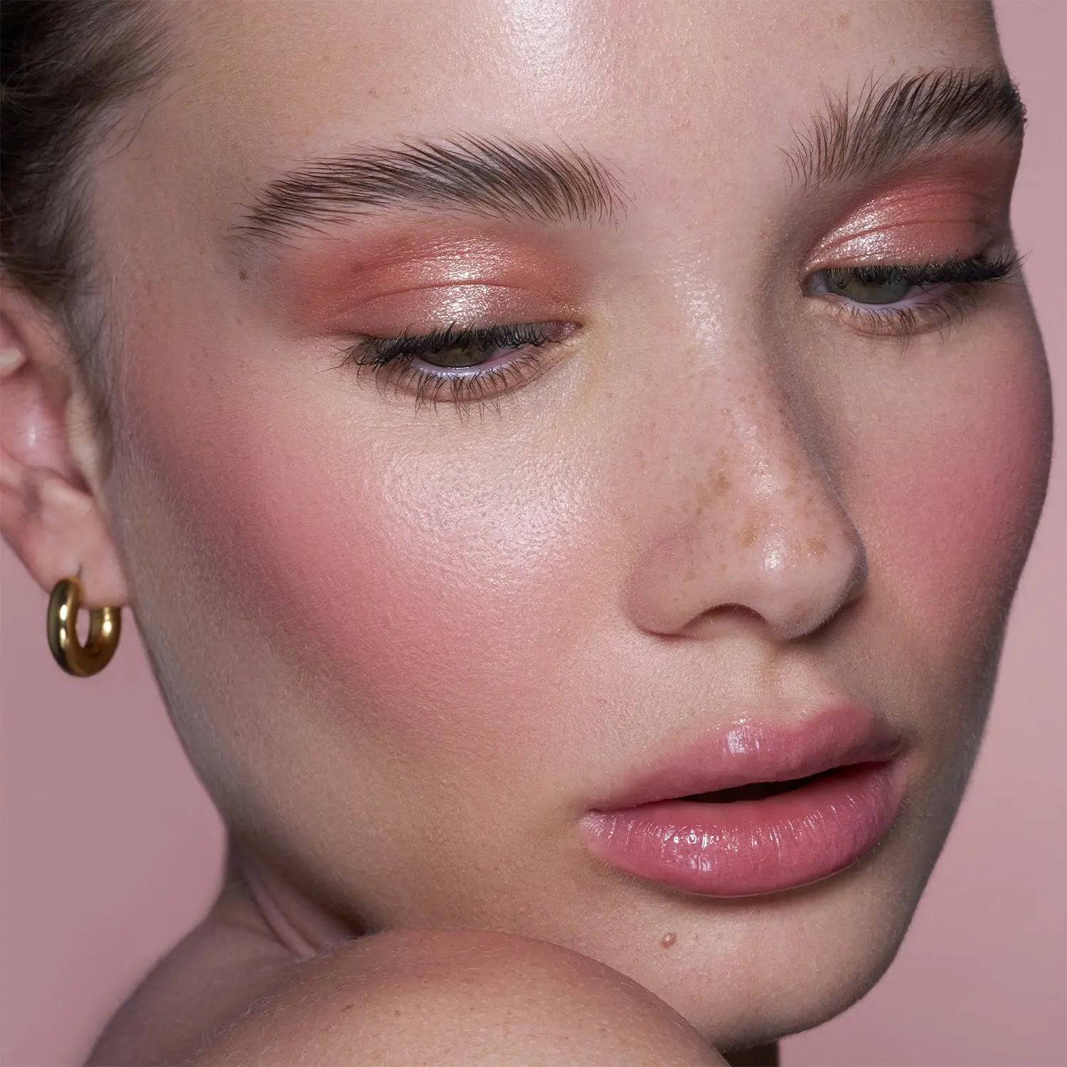 HY PER NATURAL FACE PALETTE - Vegan Makeup Palette with 12 Blendable Shades for Contouring, Highlighting & Blush - Perfect for Everyday Glam & Professional Makeup Looks