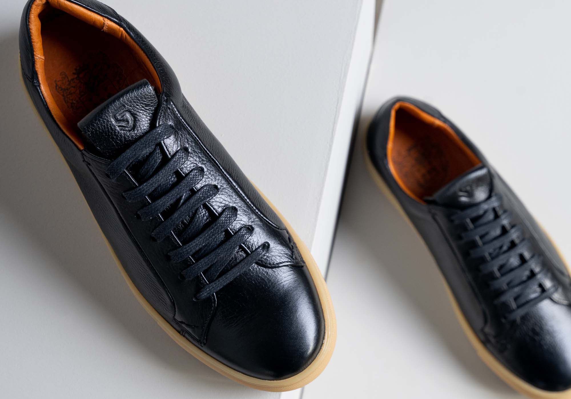 Savelli Gill Men's Comfort Leather Lace-Up Casual Shoes - Handcrafted in Brazil - Perfect for Work, Travel & Everyday Wear