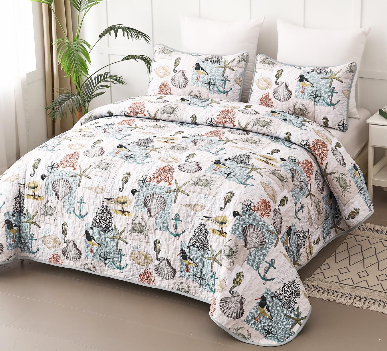 Ocean Themed Quilt Set - Queen Size 3 Piece Soft Microfiber Bedspread Coverlet | Lightweight Summer Blanket & Nautical Beach Bedding | All Season Coastal Decor for Bedroom | 96