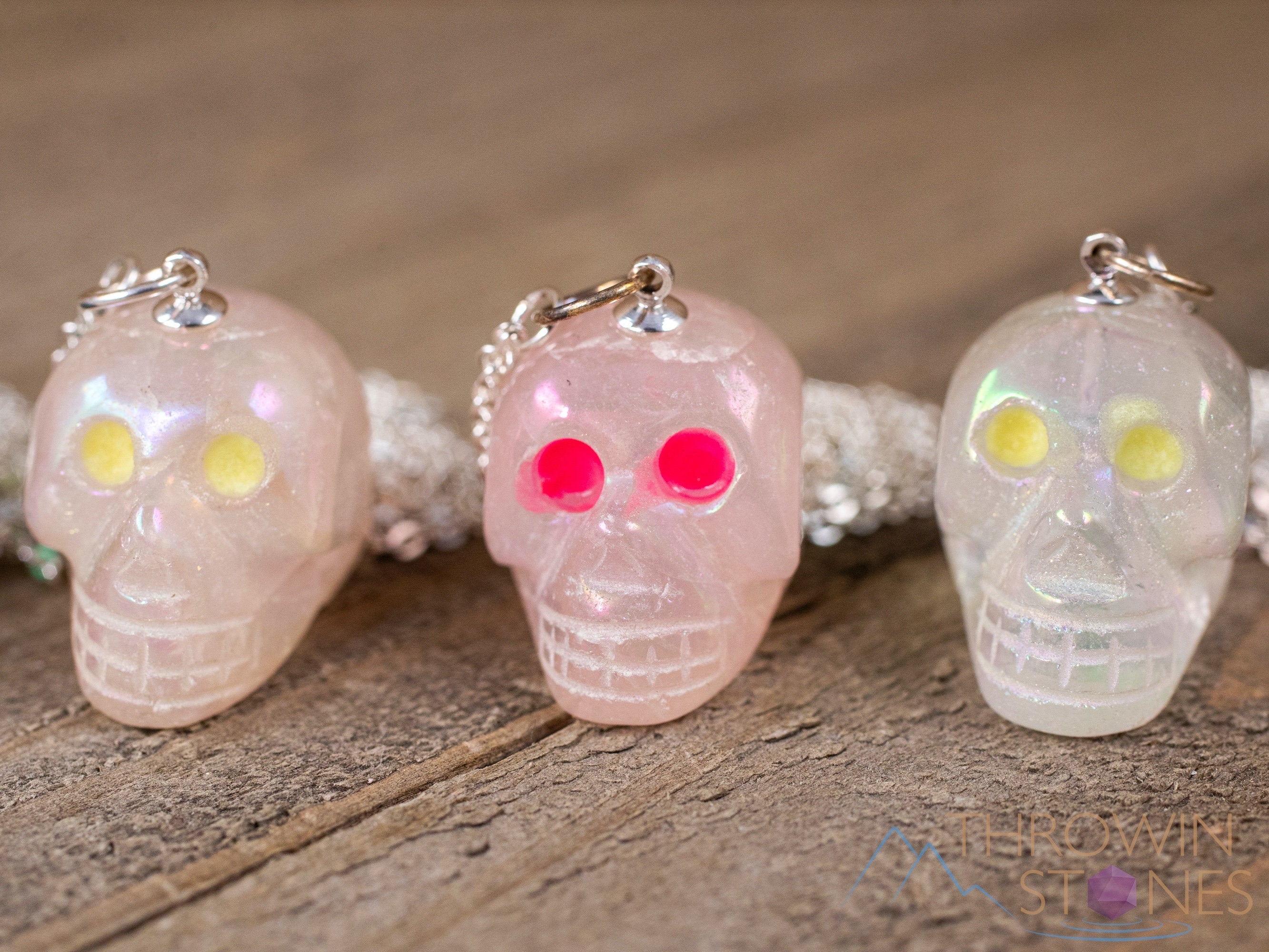 AURA QUARTZ Crystal Skull Necklace with Glow in the Dark Eyes - Pastel Goth & Crystal Jewelry for Women | Perfect for Halloween, Cosplay & Alternative Fashion (E1749)