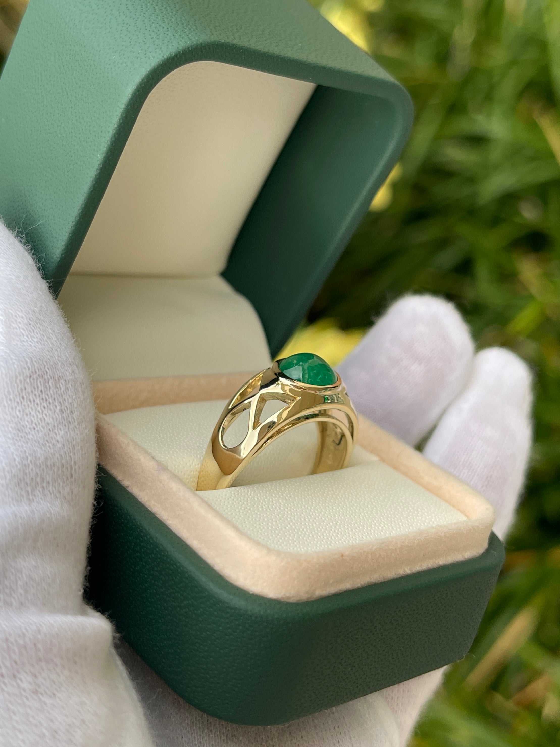 2.0 Carat Natural Green Emerald Oval Cabochon Gold Men's Ring - Elegant Handmade Jewelry for Wedding, Engagement & Special Occasions