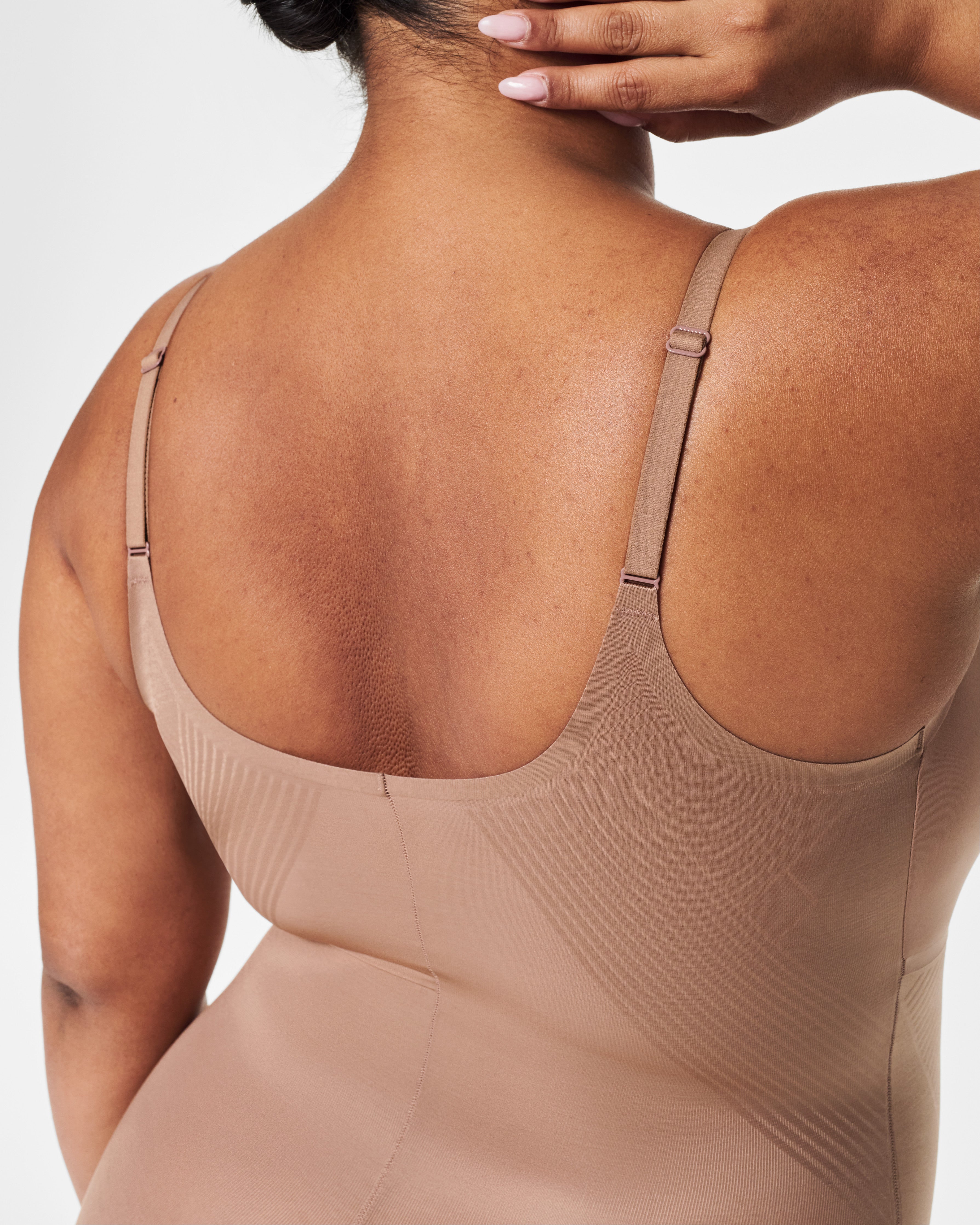 SPANX Shapewear Invisible Mid Thigh Bodysuit for Women - Seamless Slimming Shapewear for Everyday Wear & Special Occasions
