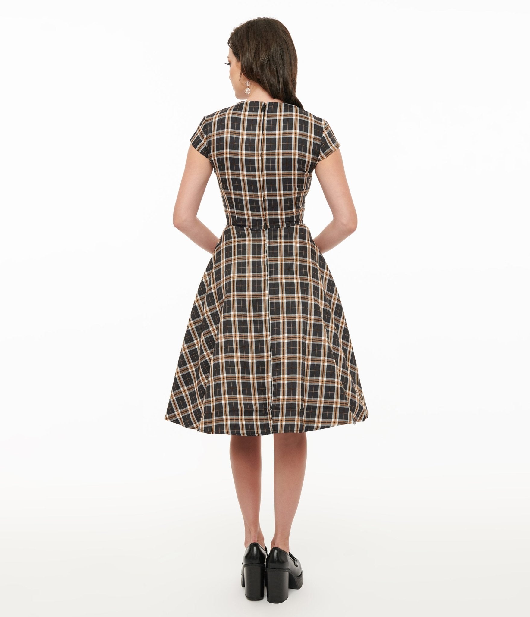 Vintage 1950s Black Plaid Swing Dress for Women - Retro A-Line Flared Skirt Party Dress - Perfect for Cocktail Parties, Dances & Themed Events