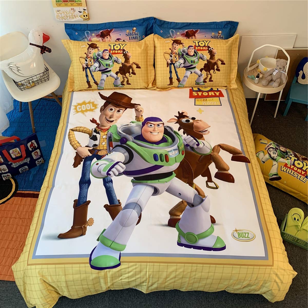 Toy Story Sheriff Woody & Buzz Lightyear 4-Piece Kids Bedding Set - 100% Cotton Duvet Cover, Pillowcases & Flat Sheet - Queen Size for Boys & Girls - Perfect for Kids' Rooms, Themed Bedrooms & Disney Movie Fans