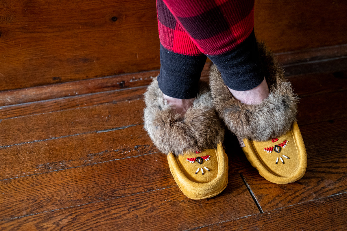 Women's Soft Rabbit Fur Thunderbird Beaded Moccasins - Comfortable Native American Style Slippers for Winter Indoor/Outdoor Wear