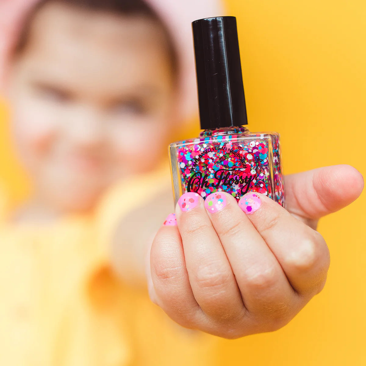 Oh Flossy Kids Non-Toxic Nail Polish Set - 12 Vibrant Colors, Water-Based & Safe for Children - Perfect for Birthday Parties, Playdates & DIY Nail Art Fun