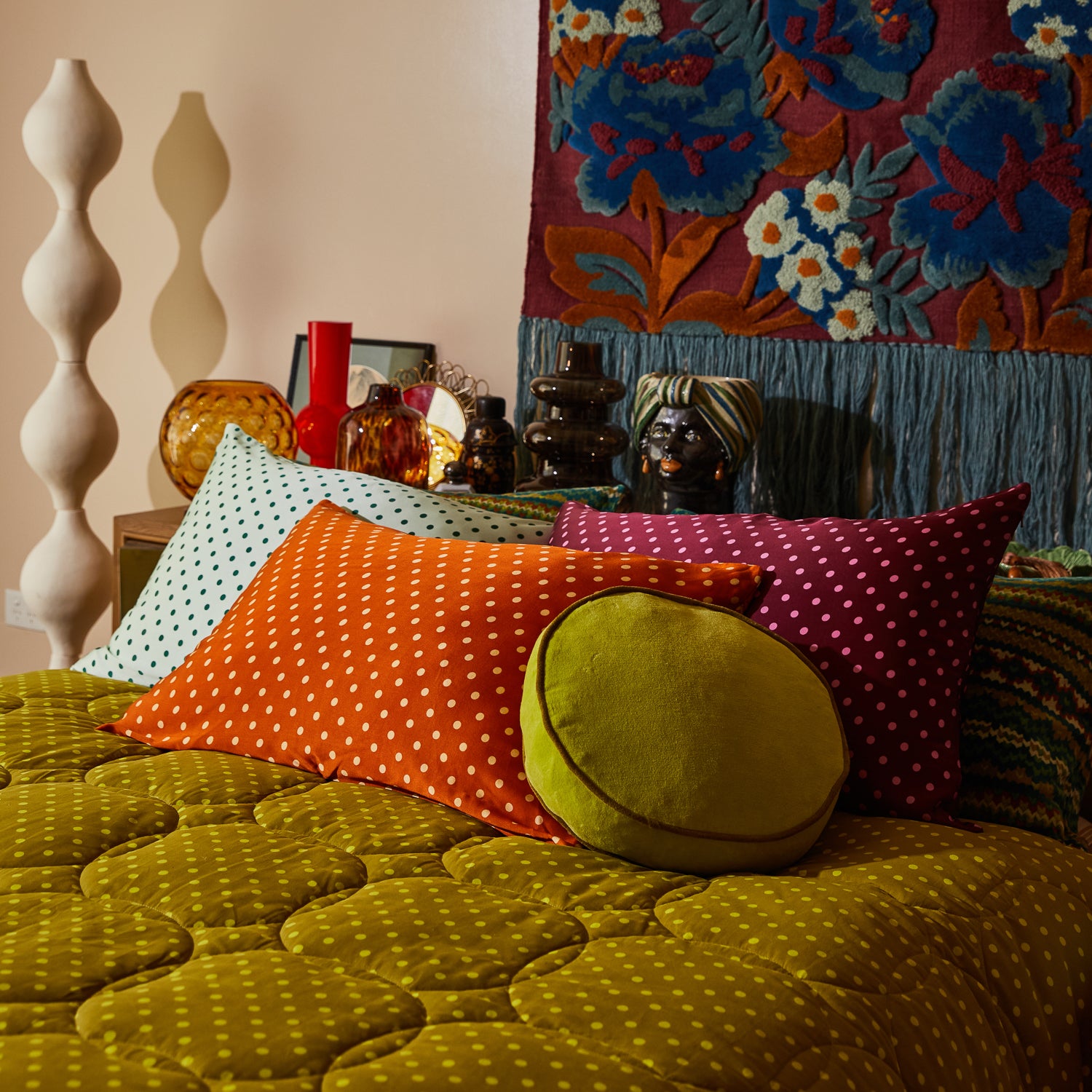 Paige Silk Pillowcase with Copper Infusion - Hypoallergenic & Anti-Aging for Hair & Skin - Perfect for Beauty Sleep & Luxury Bedding