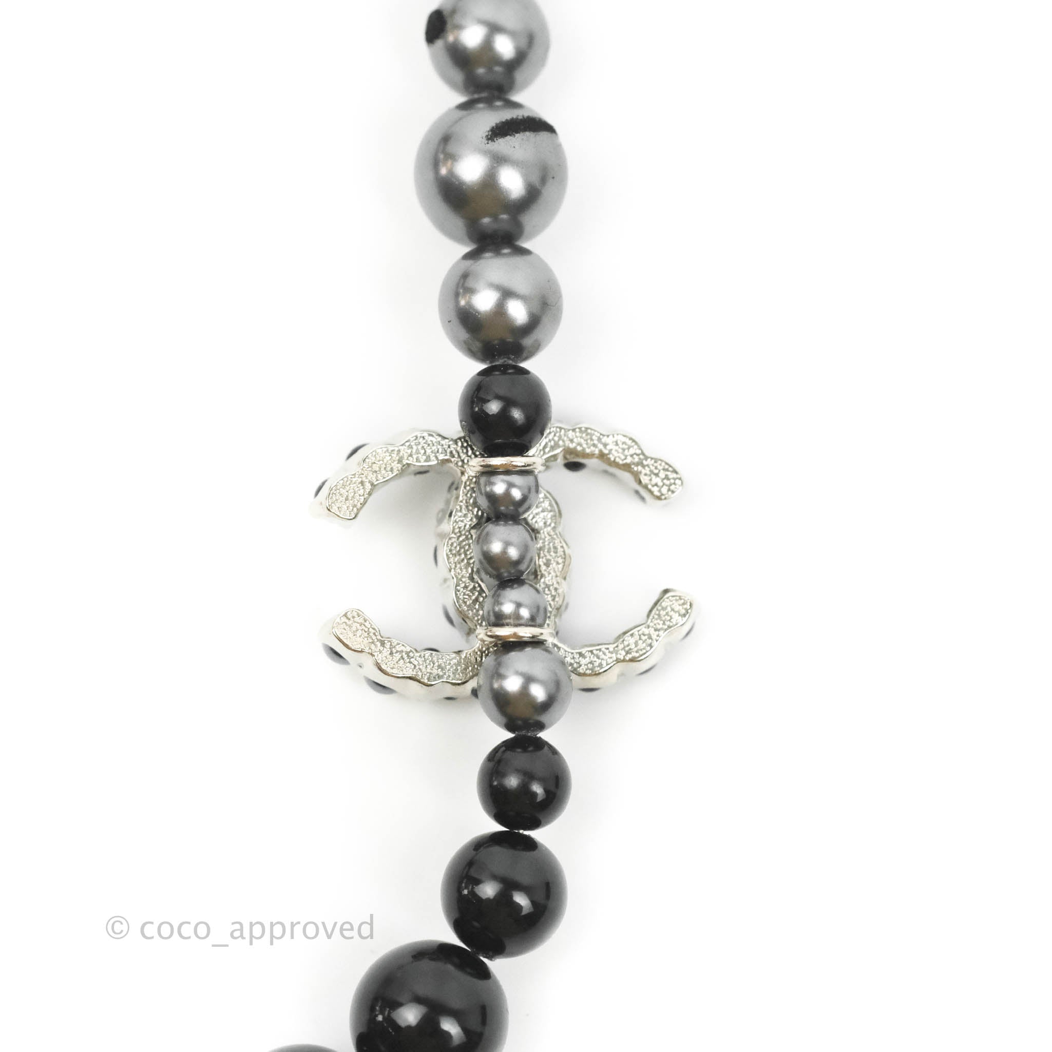 Chanel CC Resin Black Bead Necklace with Silver Tone 14P - Elegant Fashion Jewelry for Women, Perfect for Parties, Weddings & Special Occasions
