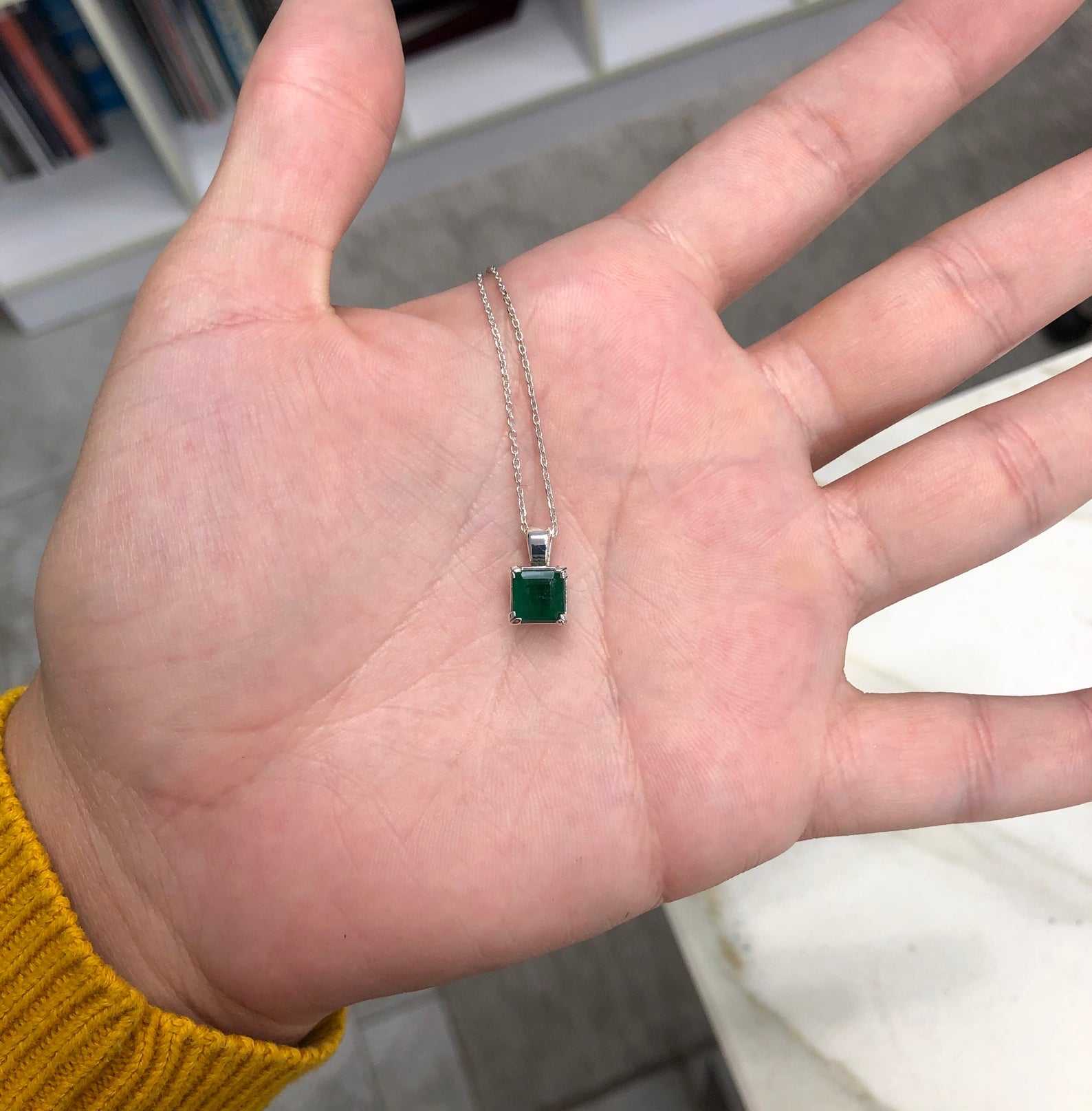 0.90 Carat Natural Emerald Pendant in 925 Sterling Silver - Elegant Jewelry Gift for Women, Birthday, Anniversary & Special Occasions