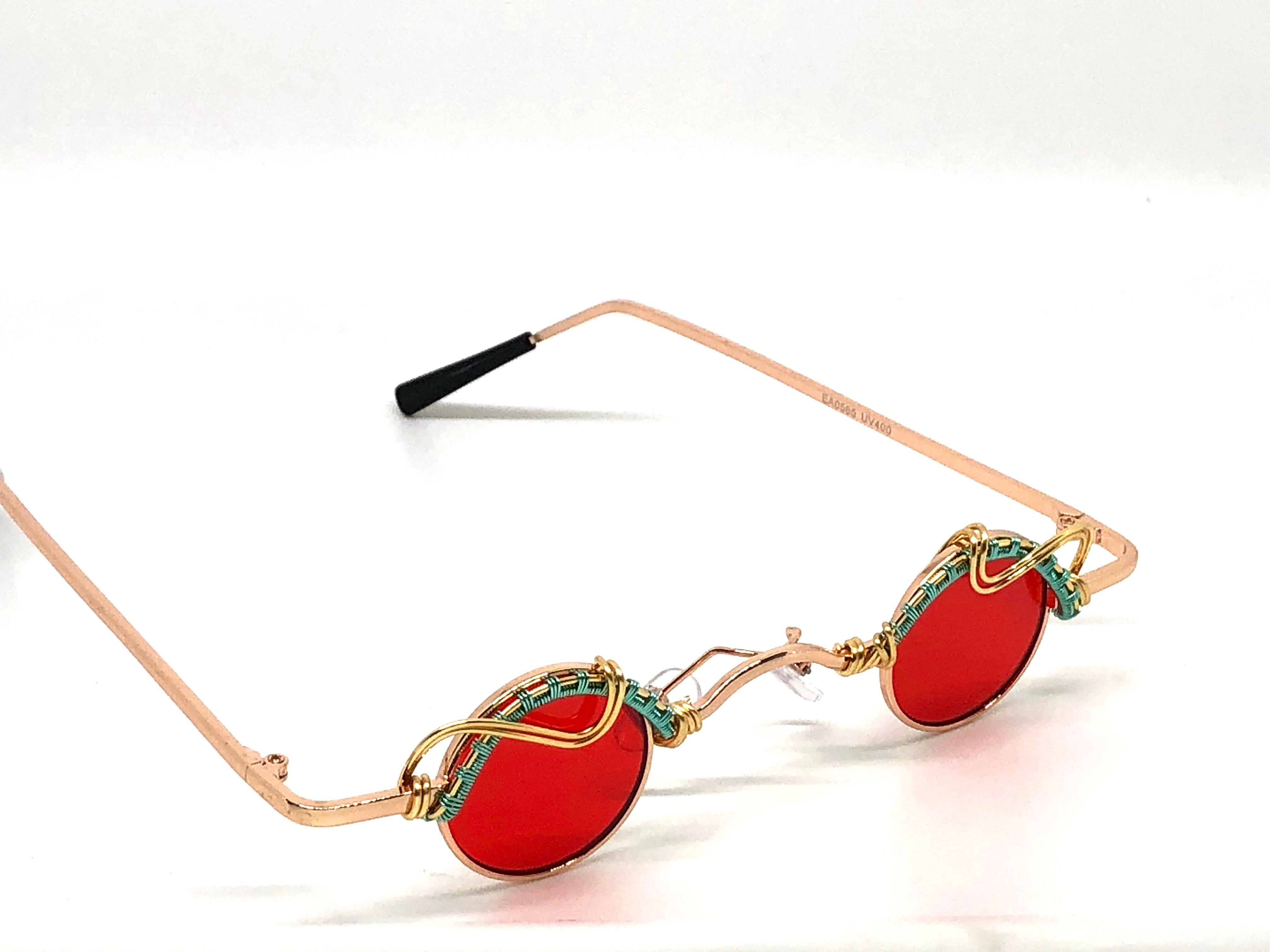 Red Mini Round CR - Compact and Stylish Mini Round CR for Home, Office, and Travel Use