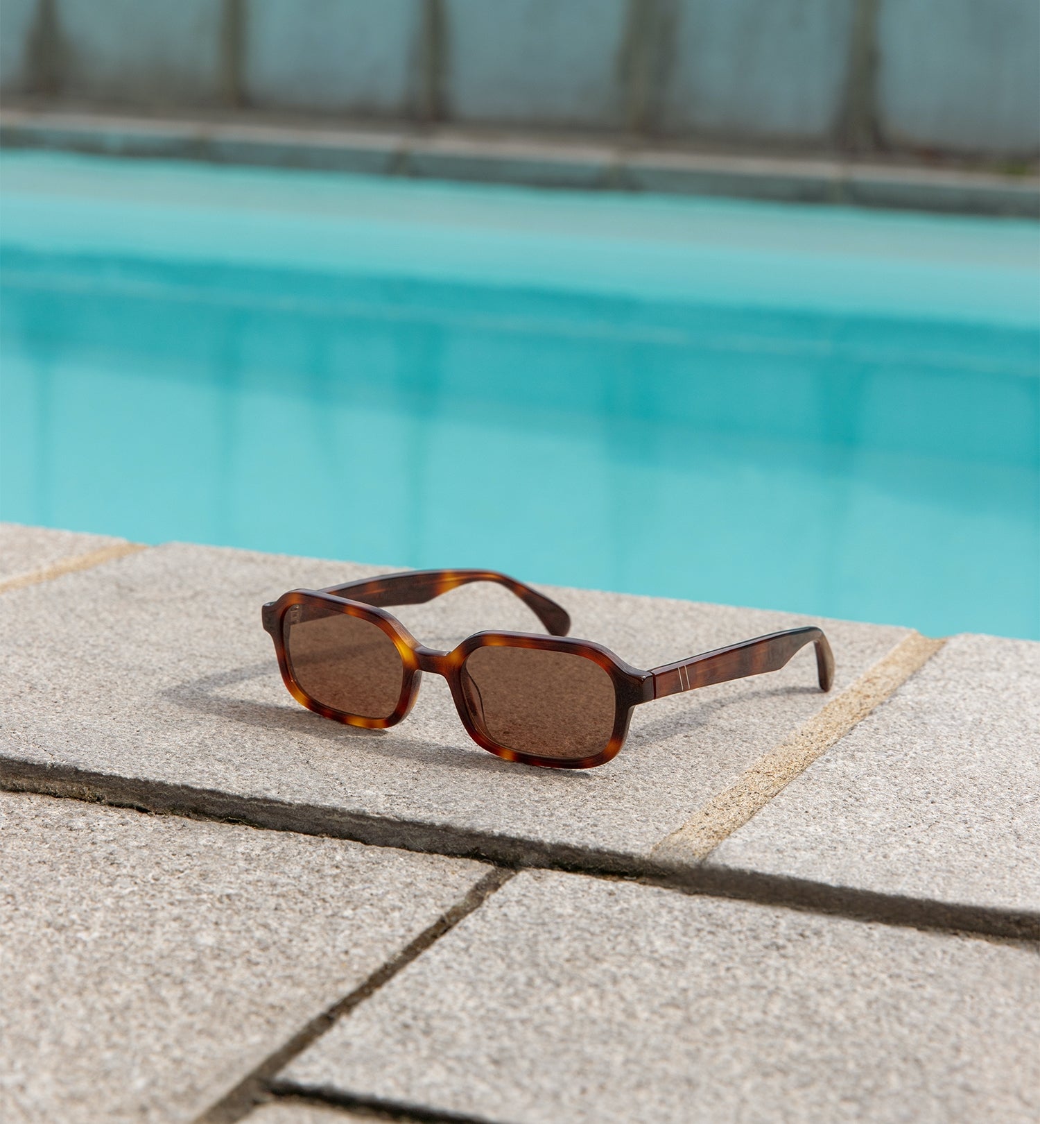 Vesta Polarized Sunglasses for Men & Women - UV Protection, Lightweight & Stylish - Perfect for Driving, Beach & Outdoor Activities