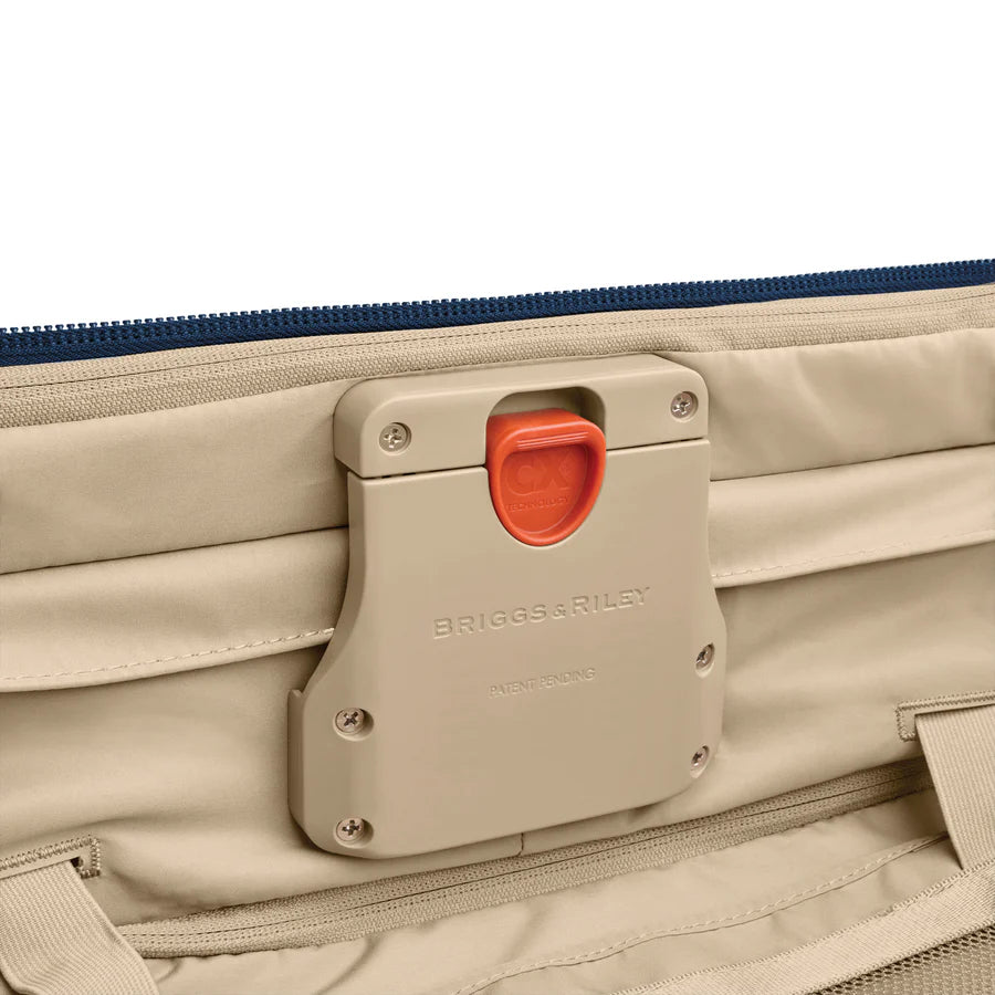 Briggs & Riley BASELINE Global 21