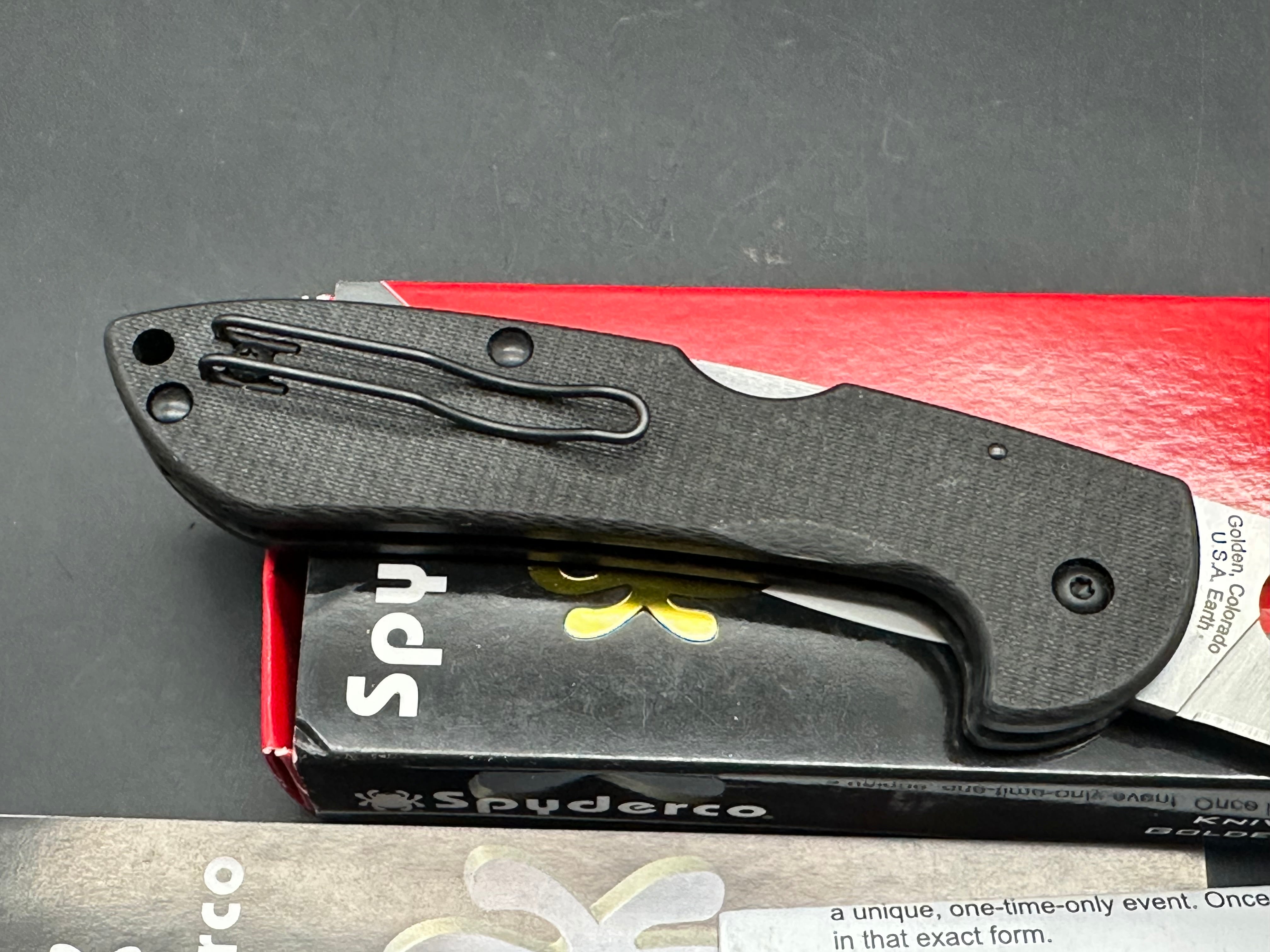 Spyderco Siren Lockback Folding Knife - Sprint Run Carbon Fiber Handle, 3.6