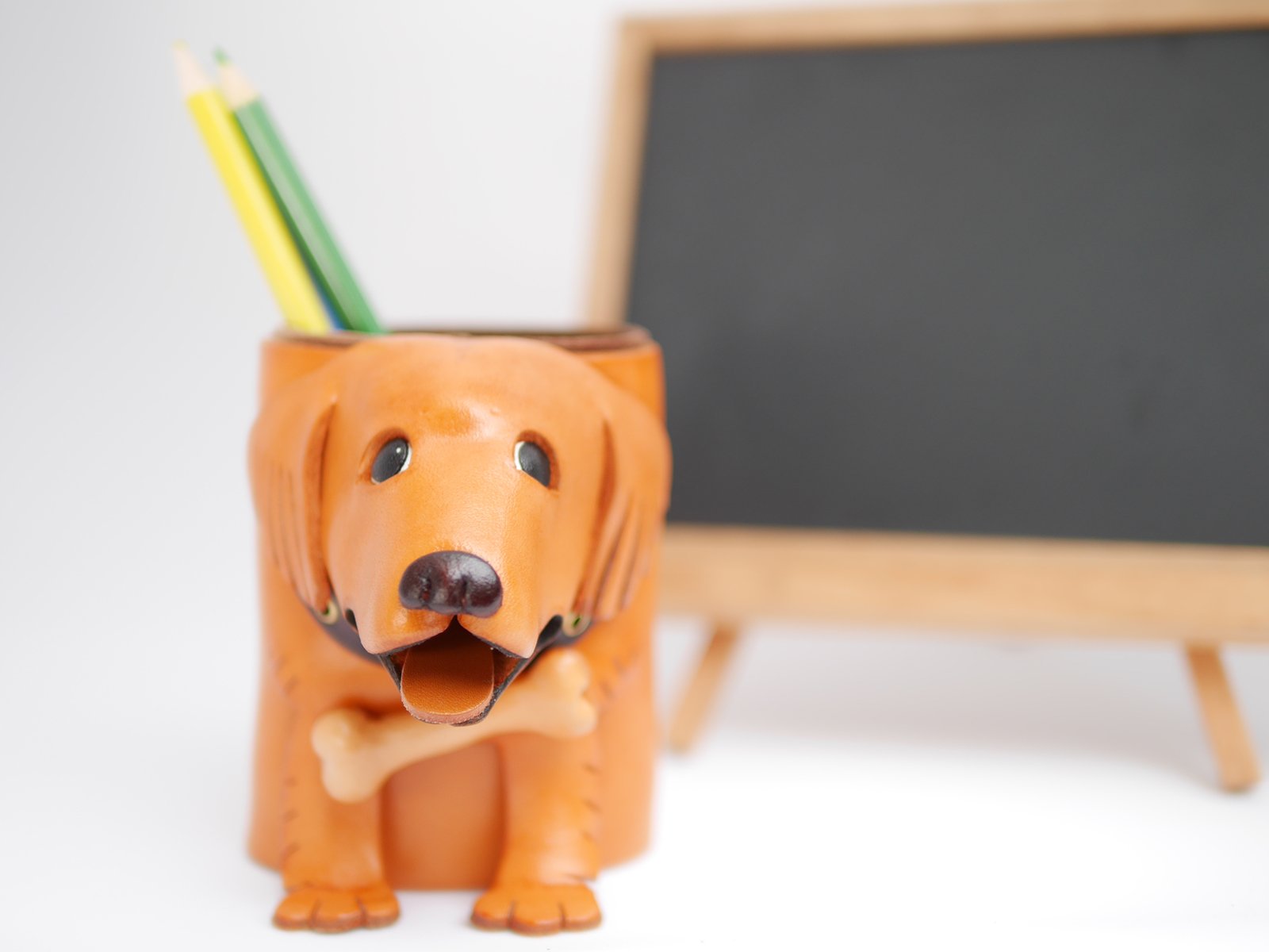 Golden Retriever Genuine Leather Dog Eyeglasses Holder Stand - Handmade in Japan by VANCA - Perfect for Home Office Desk Organization & Pet Lover Gifts