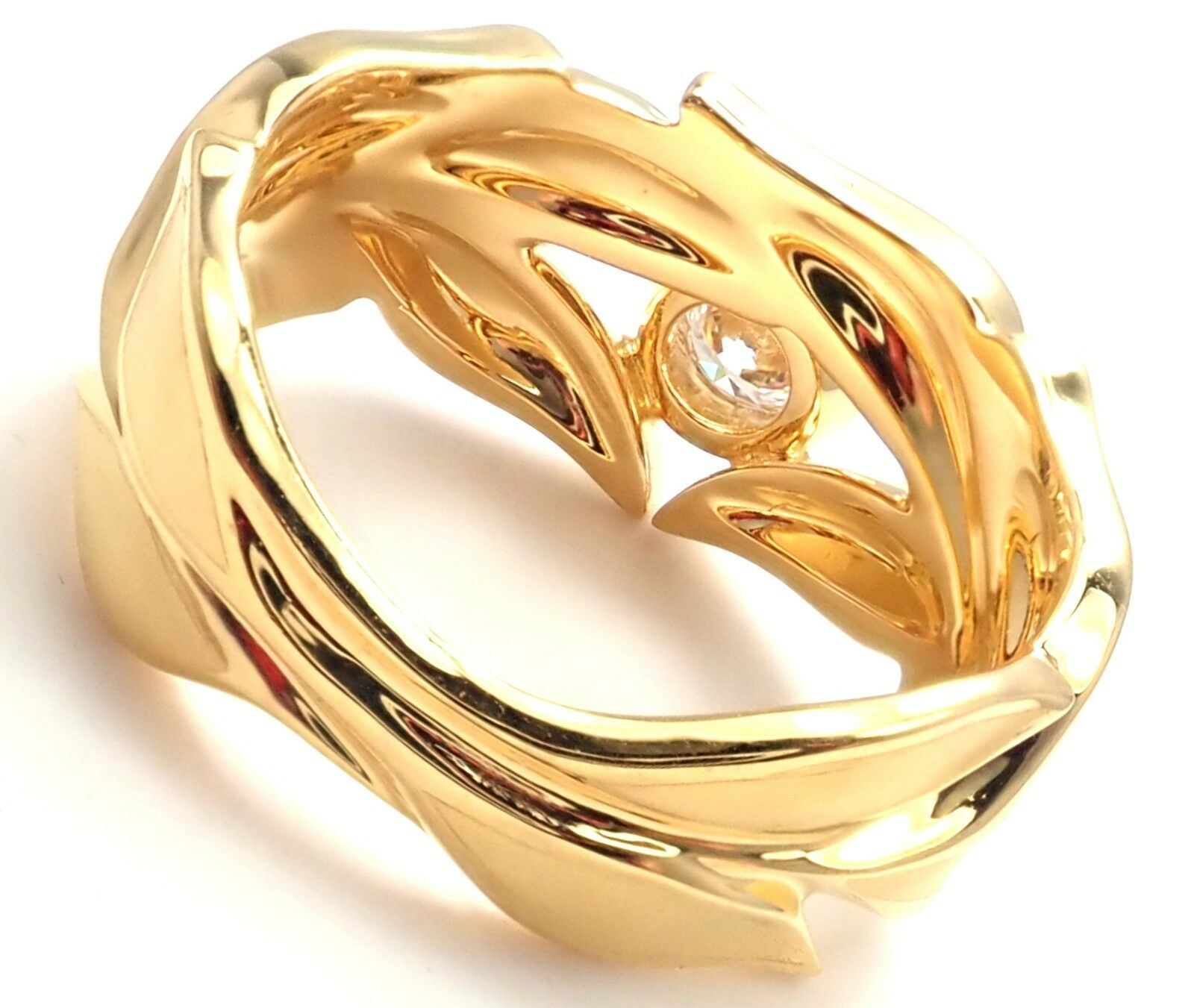 Authentic Carrera Y Carrera 18k Gold Greco Roman Diamond Crown Ring for Women - Elegant Princess Style Jewelry Gift for Weddings, Anniversaries & Special Occasions