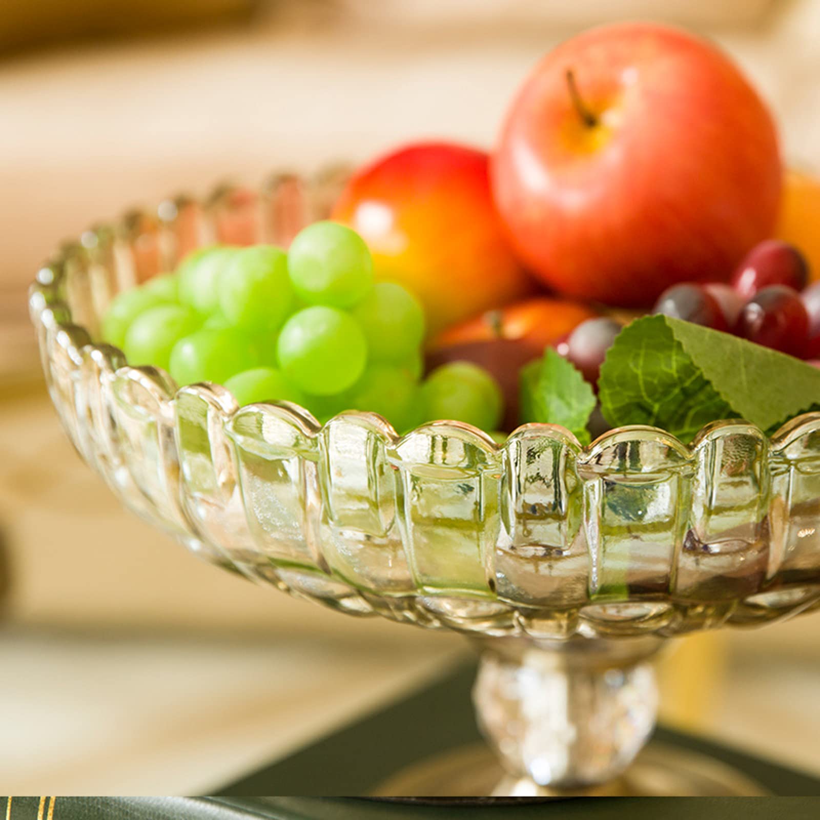Vintage Metal Fruit Basket Bowl - Creative Crystal Fruit Dish Stand with Sturdy Design for Fruits, Vegetables, Snacks & Bread (20x30cm) - Perfect for Kitchen Countertop, Dining Table, and Party Serving