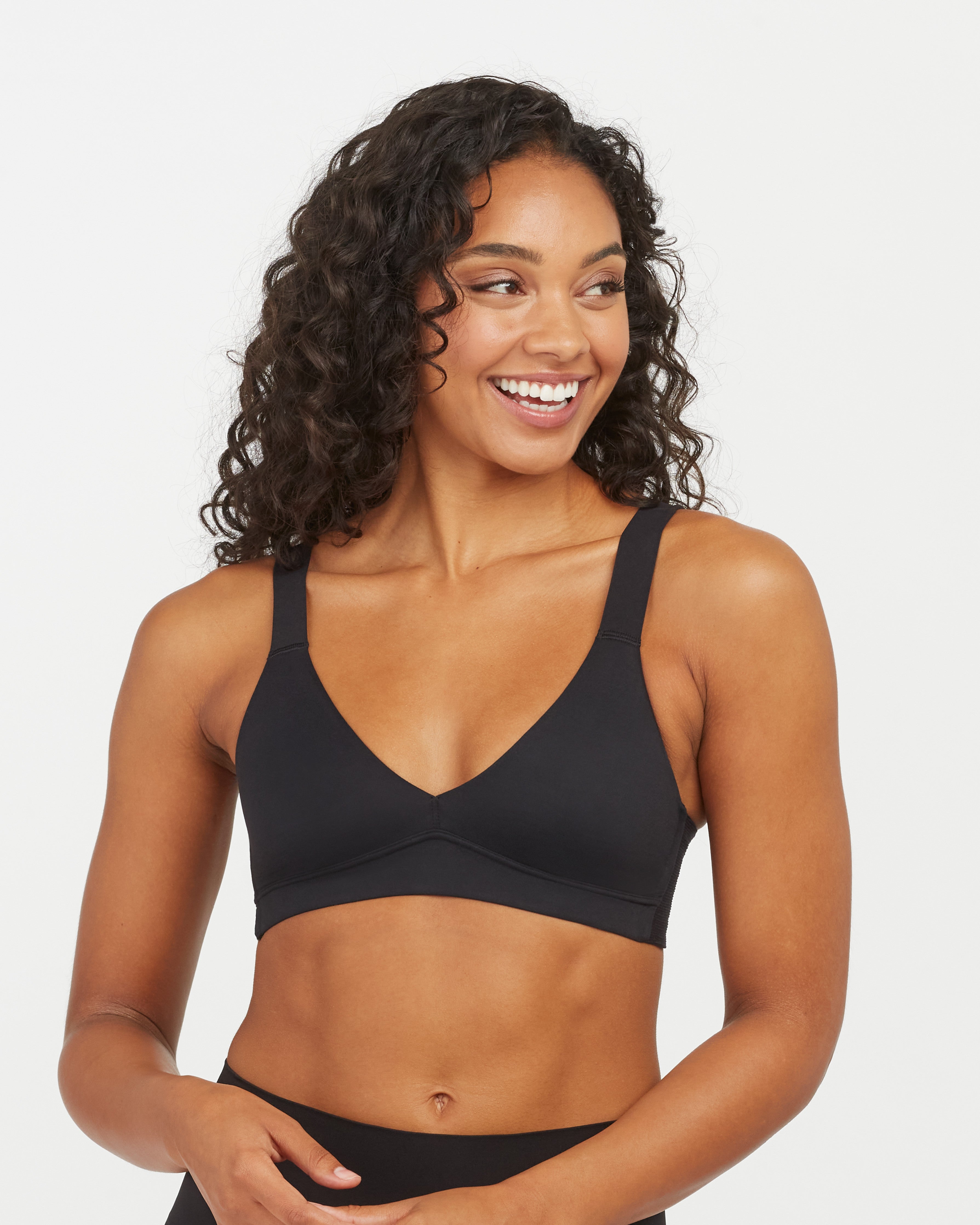 SPANX Smooth Comfort Unlined Bralette - Wireless Seamless Bra for Everyday Wear & Lounge - Perfect for Yoga, Work from Home & Relaxation