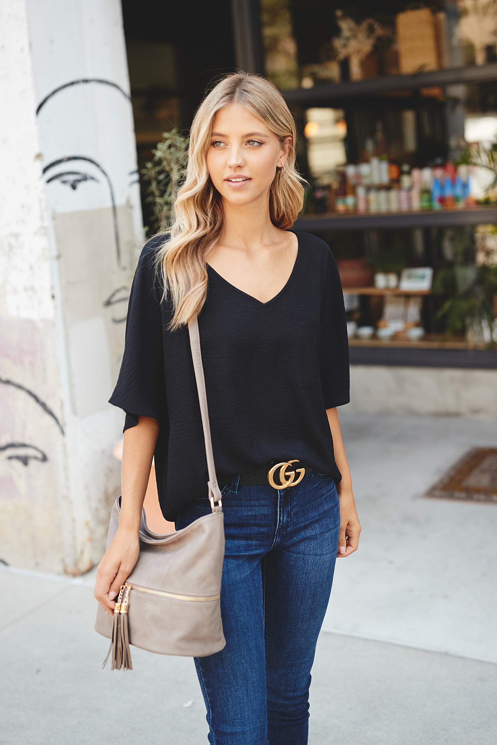 Stylish Lightweight Tassel Zipper Bucket Crossbody Bag for Women | Fashionable Shoulder Purse with Adjustable Strap | Perfect for Travel, Shopping & Everyday Use