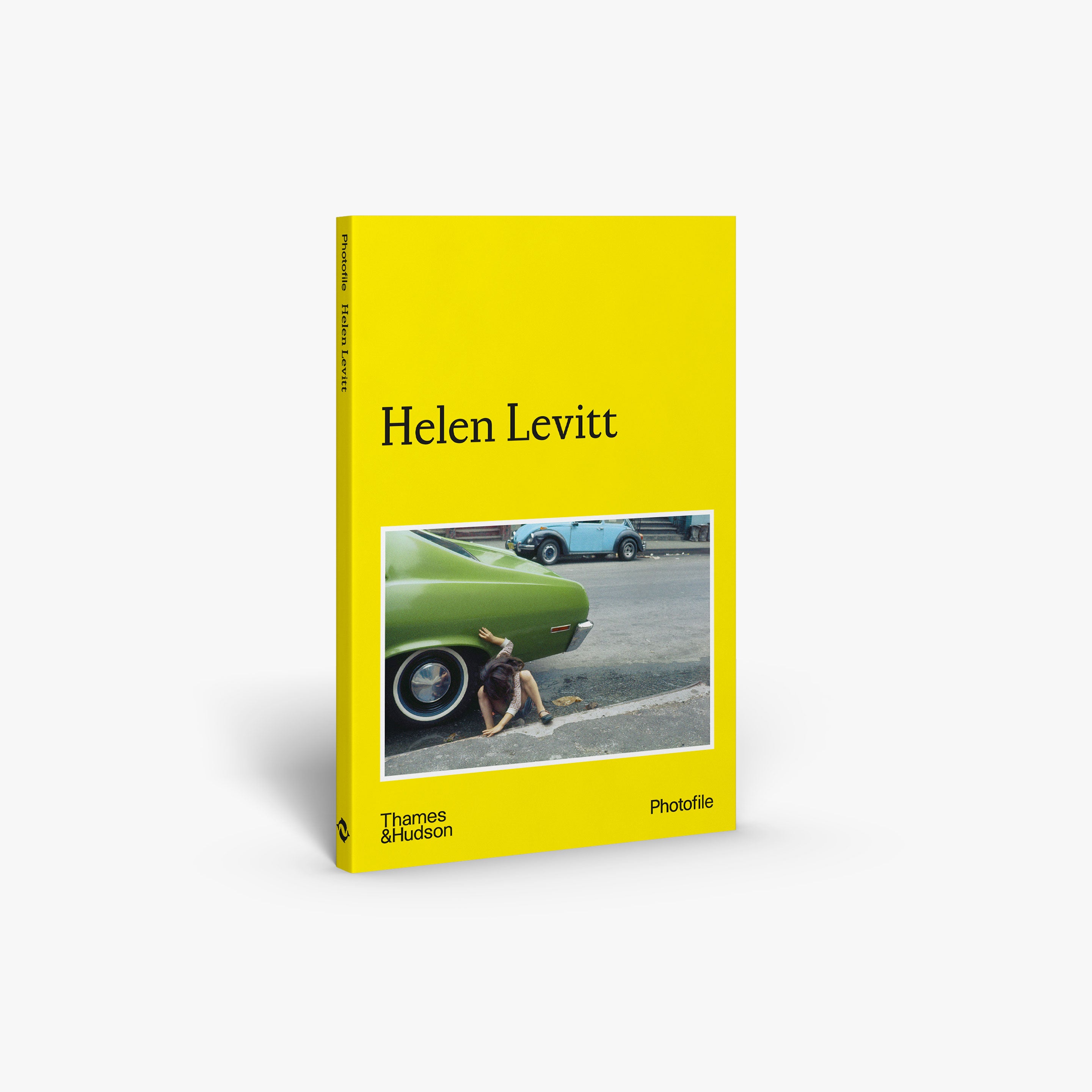 Helen Levitt (Photofile) - Iconic Street Photography Book | Perfect for Photography Enthusiasts & Collectors | Great Gift for Art Lovers