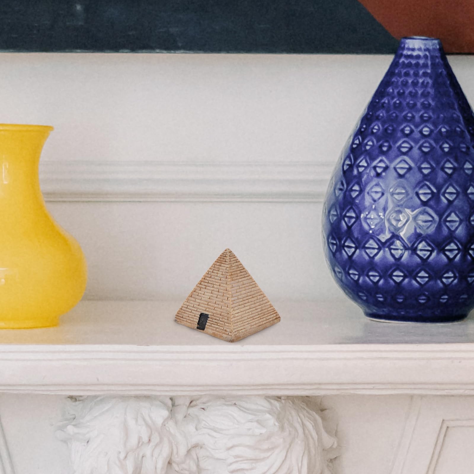 Yardwe 2pcs Mini Pyramid Decor - Egyptian Resin Crafts for Home & Car Display