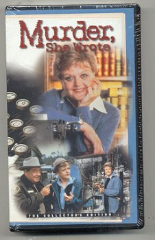 Murder She Wrote: It's A Dog's Life & Dead Heat - Mystery Novels by Jessica Fletcher - Perfect for Crime Fiction Lovers & Cozy Mystery Readers