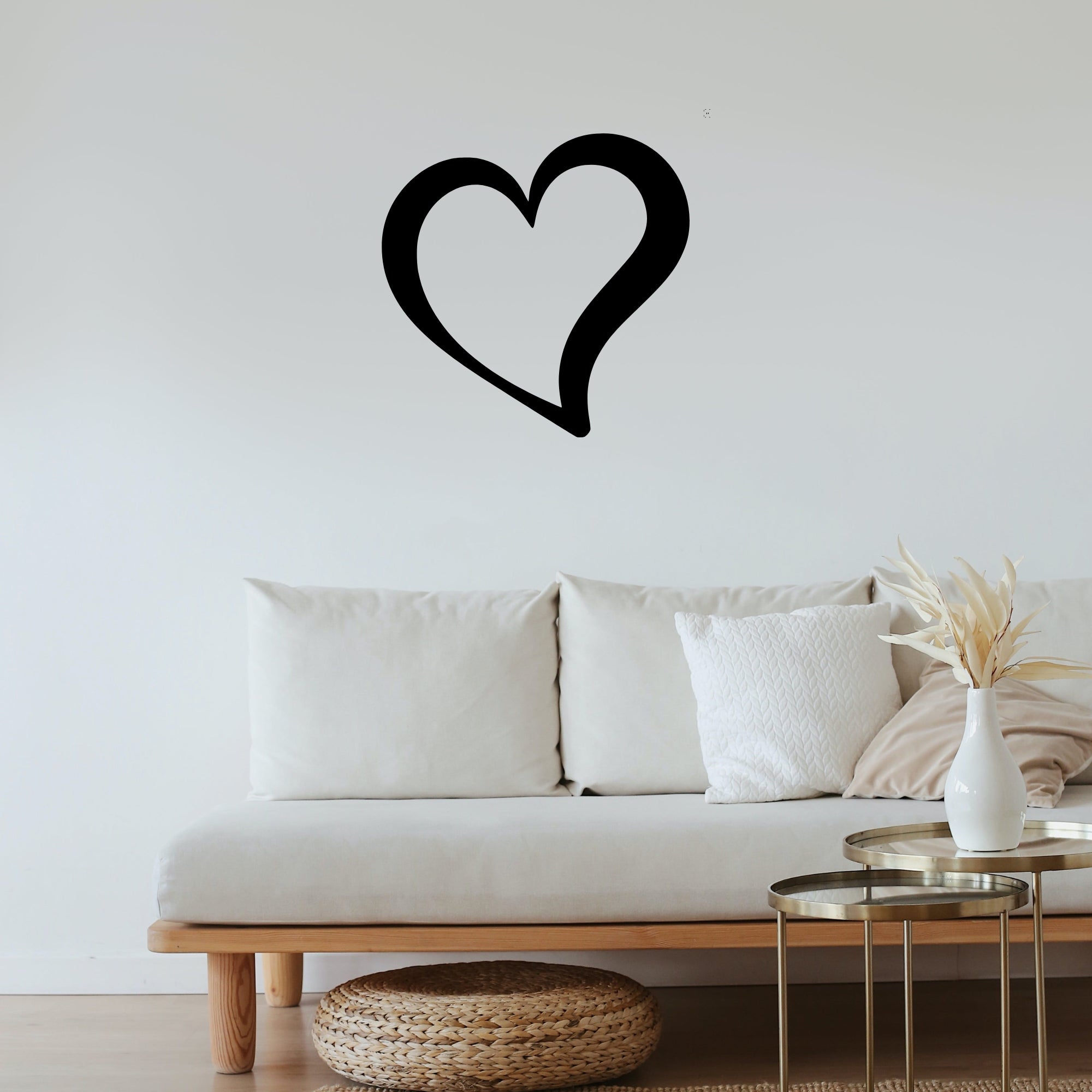 Single Heart Metal Wall Art - Elegant Home Decor for Living Room, Bedroom & Office - Perfect for Valentine's Day & Anniversary Gifts
