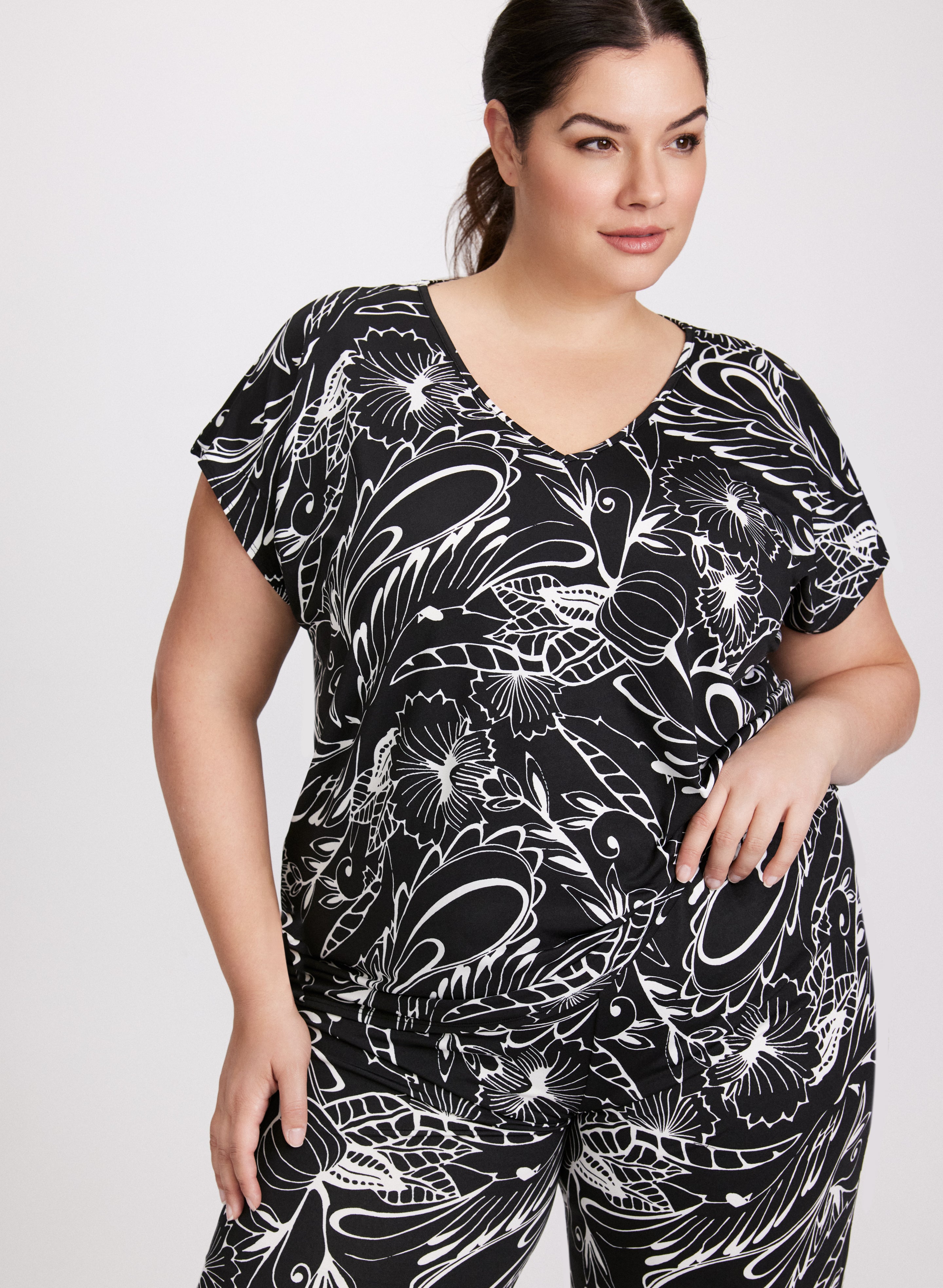 Floral Print Pajama Set for Women - Soft Cotton Sleepwear for Comfortable Nights & Relaxing at Home