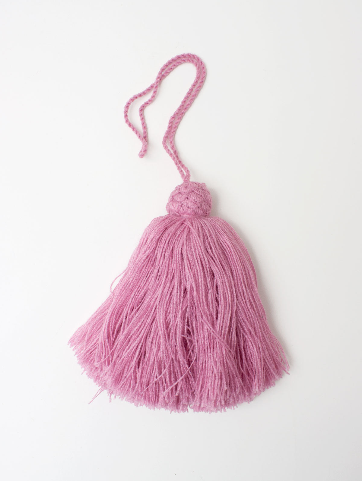 Large Decorative Giant Tassels for Home Decor, Party Supplies, and DIY Crafts - Perfect for Wall Hangings, Gift Wrapping, and Event Decorations