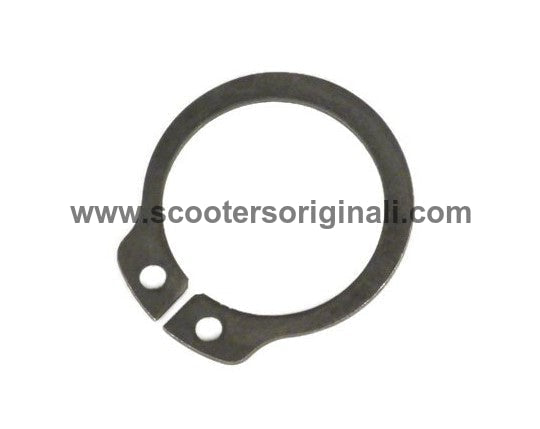 Lambretta Circlip Kickstart Pedal D & LD - High-Quality Replacement Part for Scooter Repair & Maintenance | Perfect for Vintage Lambretta Restoration Projects
