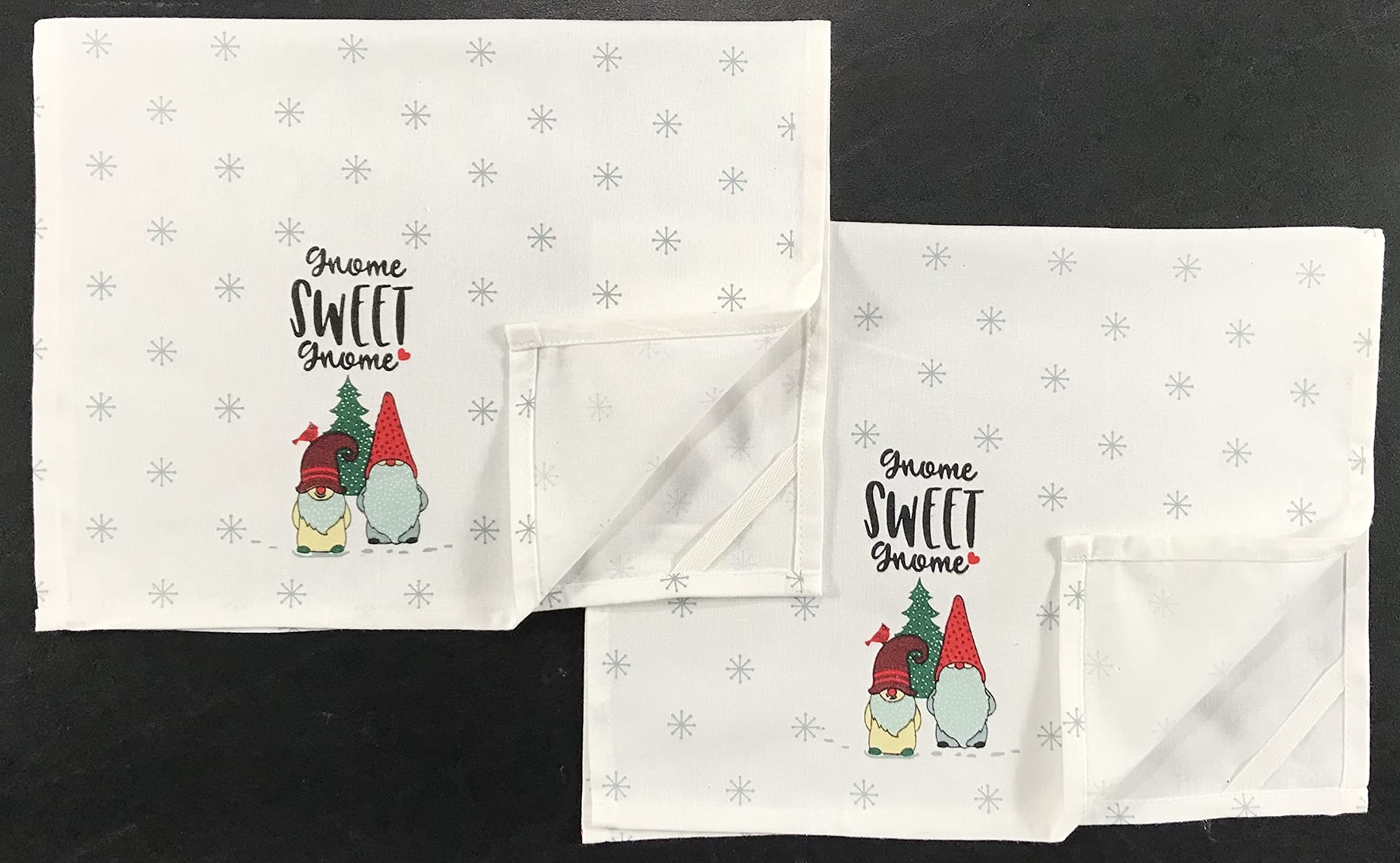 Christmas Gnomes Kitchen Towel, Pot Holder & Oven Mitt Set - Holiday Gnome Decor for Baking, Cooking & Winter Home Decor - Perfect Gift for Christmas & Housewarming