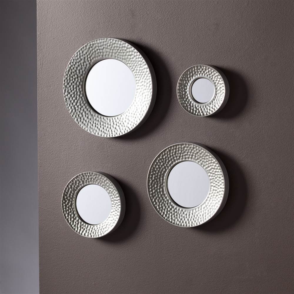 Southern Enterprises SEI Furniture 4-Piece Sphere Wall Mirror Set in Hammered Silver - Modern Home Decor for Living Room, Bedroom & Entryway