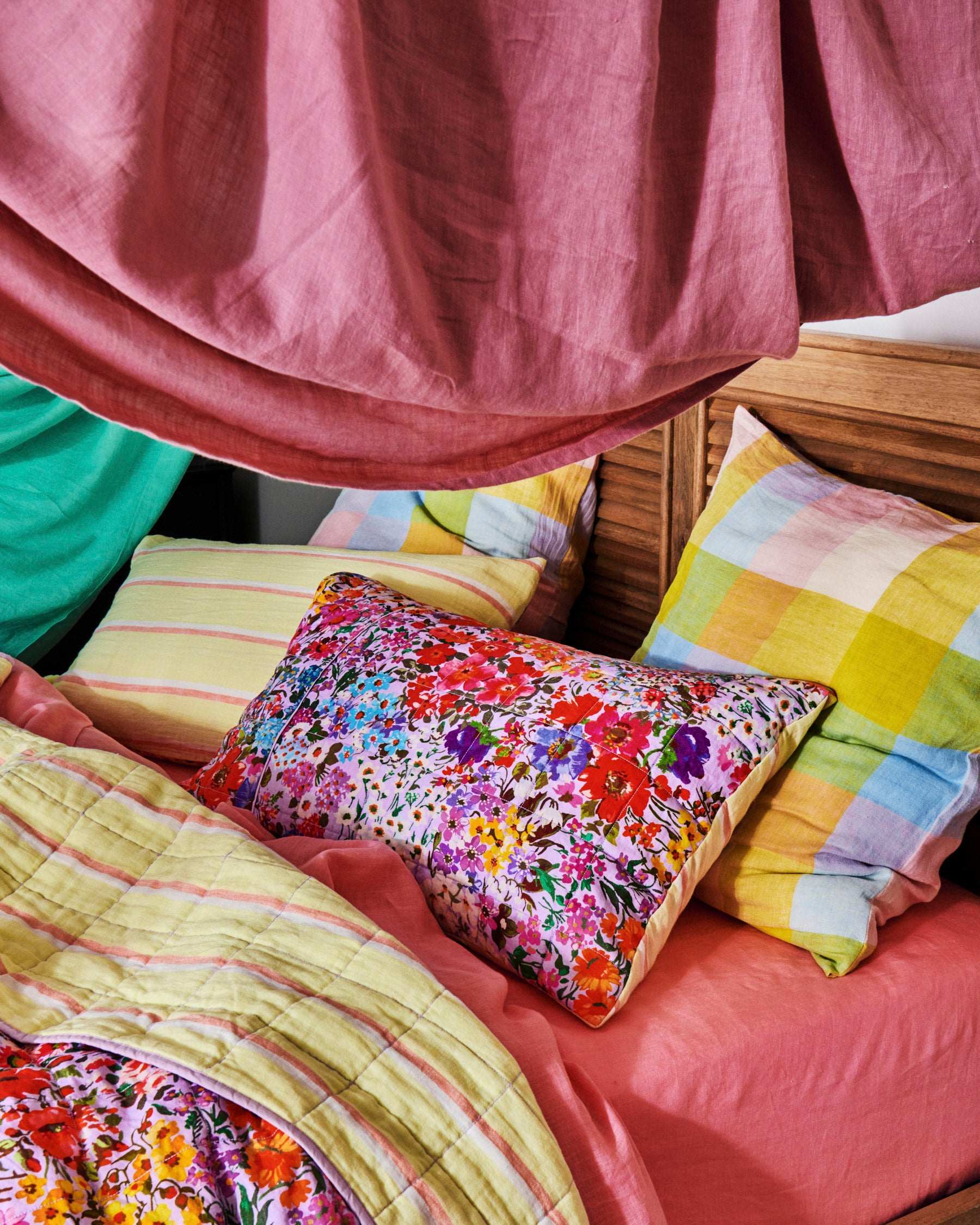 Reversible Linen Quilted Pillowcases - Full Bloom Floral Design | Soft & Breathable Bedding for All Seasons | Perfect for Home Decor, Guest Rooms & Cozy Bedroom Makeovers