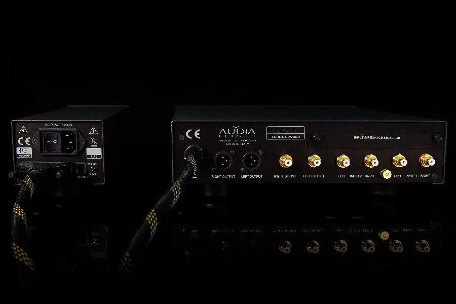 Audia Flight FL Phono Preamplifier - High-End Vinyl Record Player Preamp for Audiophiles - Perfect for Home Audio Systems & Vinyl Collections